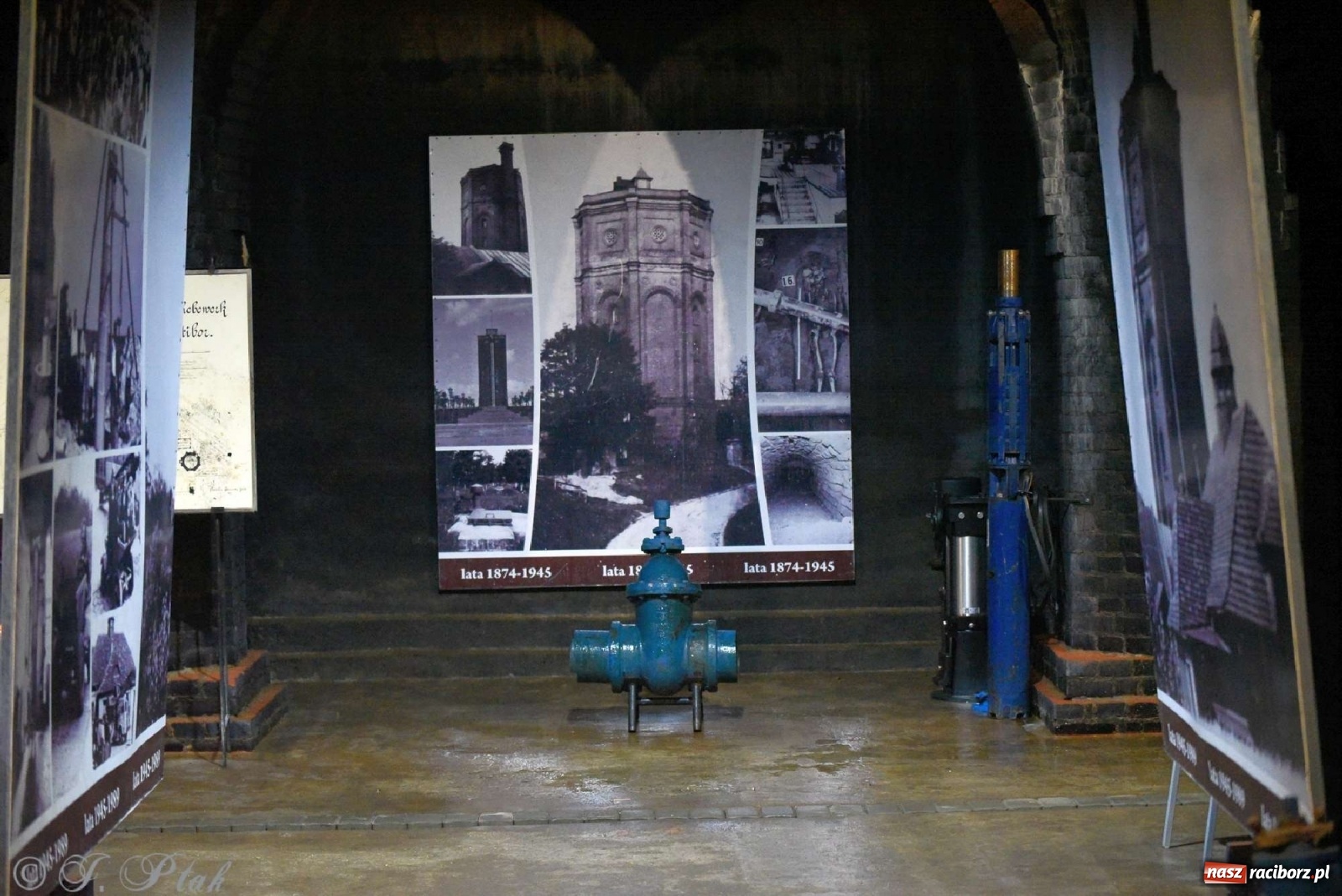 Zdjęcie w galerii na portalu naszraciborz.pl: Muzyka epicka w industrialnych wnętrzach starych wodociągów [WIDEO] wiadomości z regionu