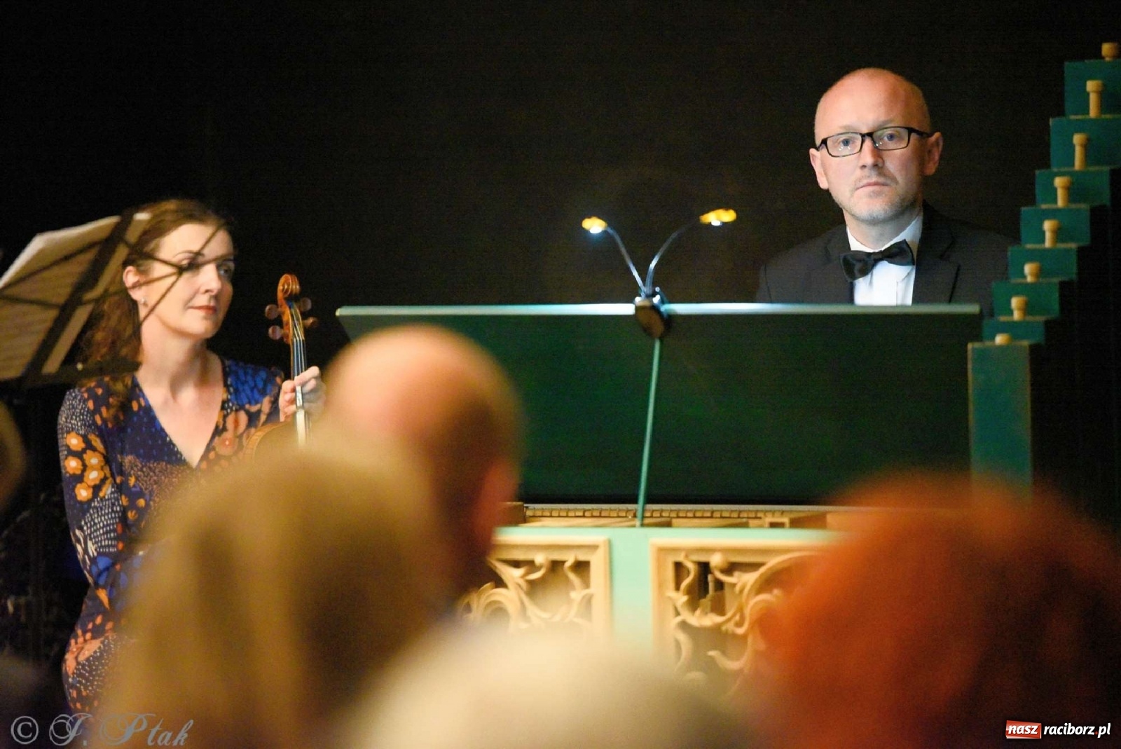 Zdjęcie w galerii na portalu naszraciborz.pl: Muzyka epicka w industrialnych wnętrzach starych wodociągów [WIDEO] wiadomości z regionu