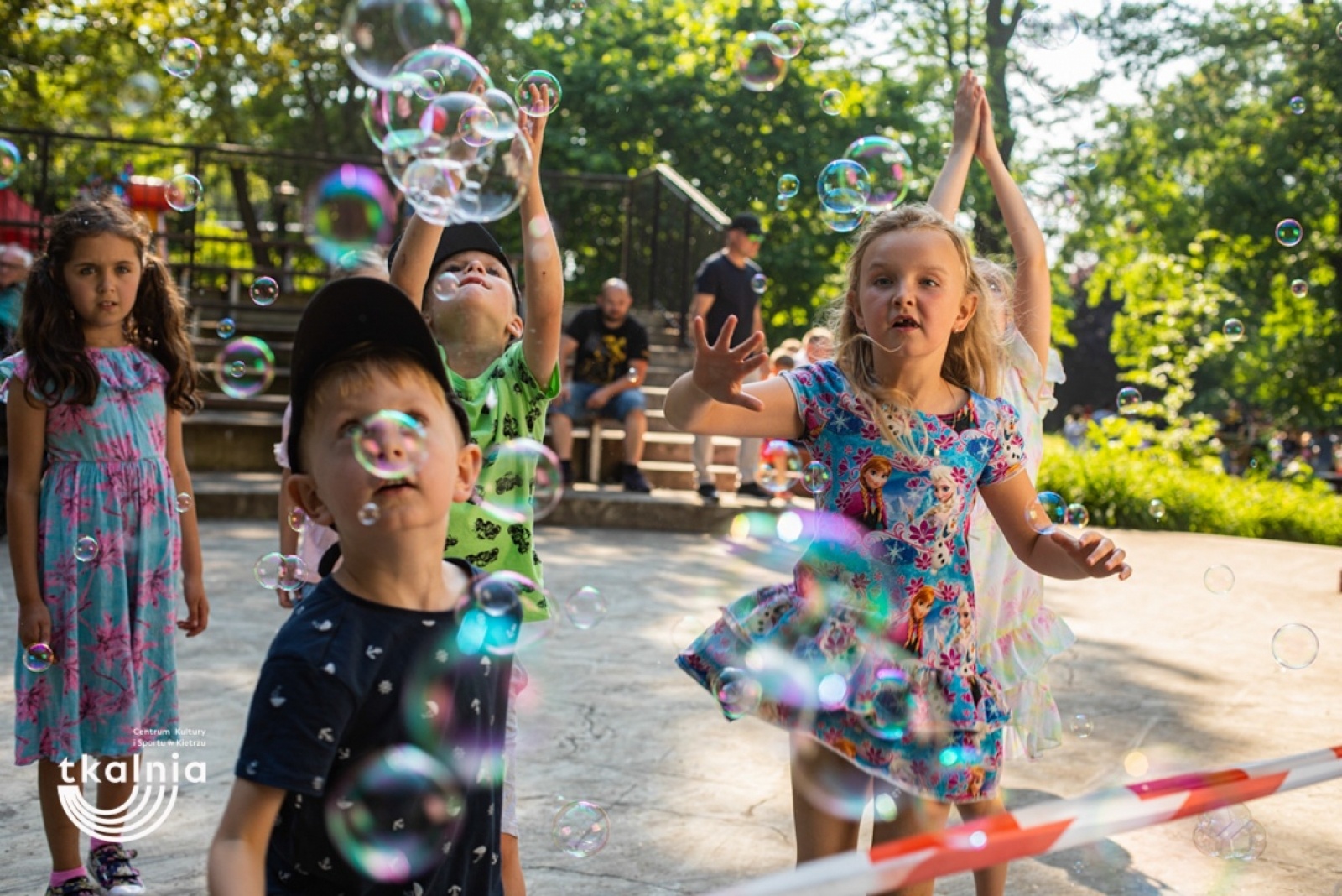 Zdjęcie w galerii na portalu naszraciborz.pl: Dzień Dziecka w Tkalni Kietrz [FOTO] wiadomości z regionu
