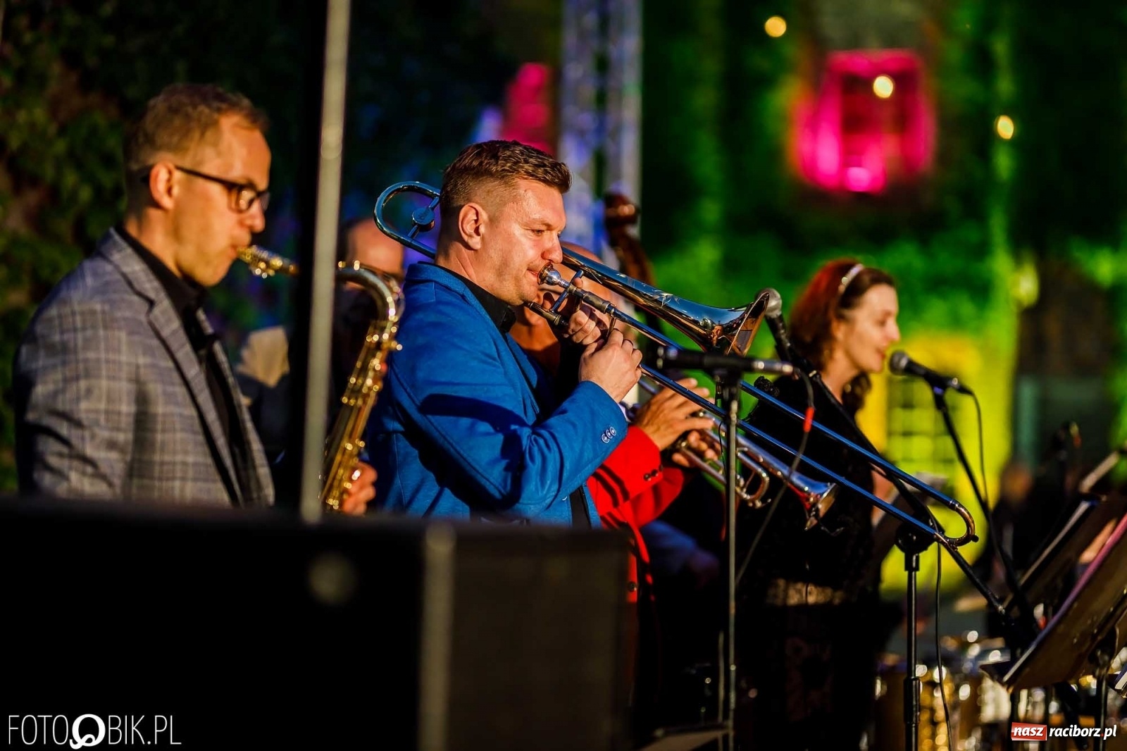 Zdjęcie w galerii na portalu naszraciborz.pl: Jazz, swing, magiczna sceneria, czyli dancing pod Tęczową [WIDEO] wiadomości z regionu