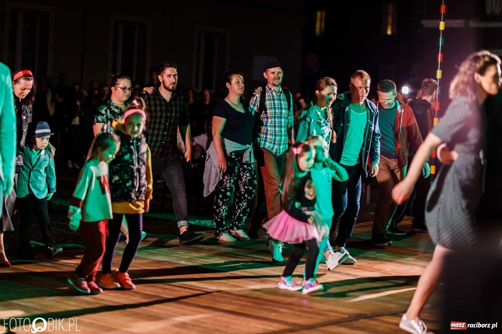 Zdjęcie w galerii na portalu naszraciborz.pl: Jazz, swing, magiczna sceneria, czyli dancing pod Tęczową [WIDEO] wiadomości z regionu