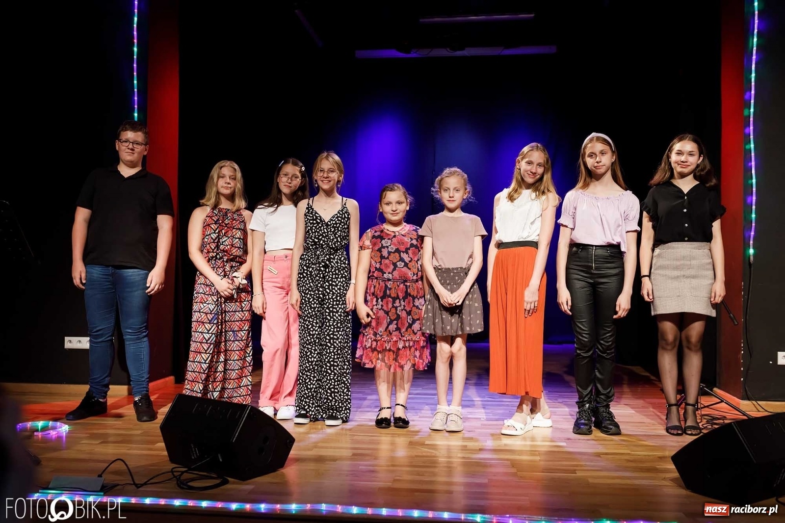 Zdjęcie w galerii na portalu naszraciborz.pl: Koncert piosenki dziecięcej i nie tylko w MDK wiadomości z regionu