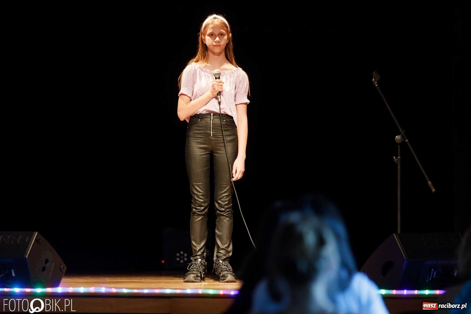 Zdjęcie w galerii na portalu naszraciborz.pl: Koncert piosenki dziecięcej i nie tylko w MDK wiadomości z regionu