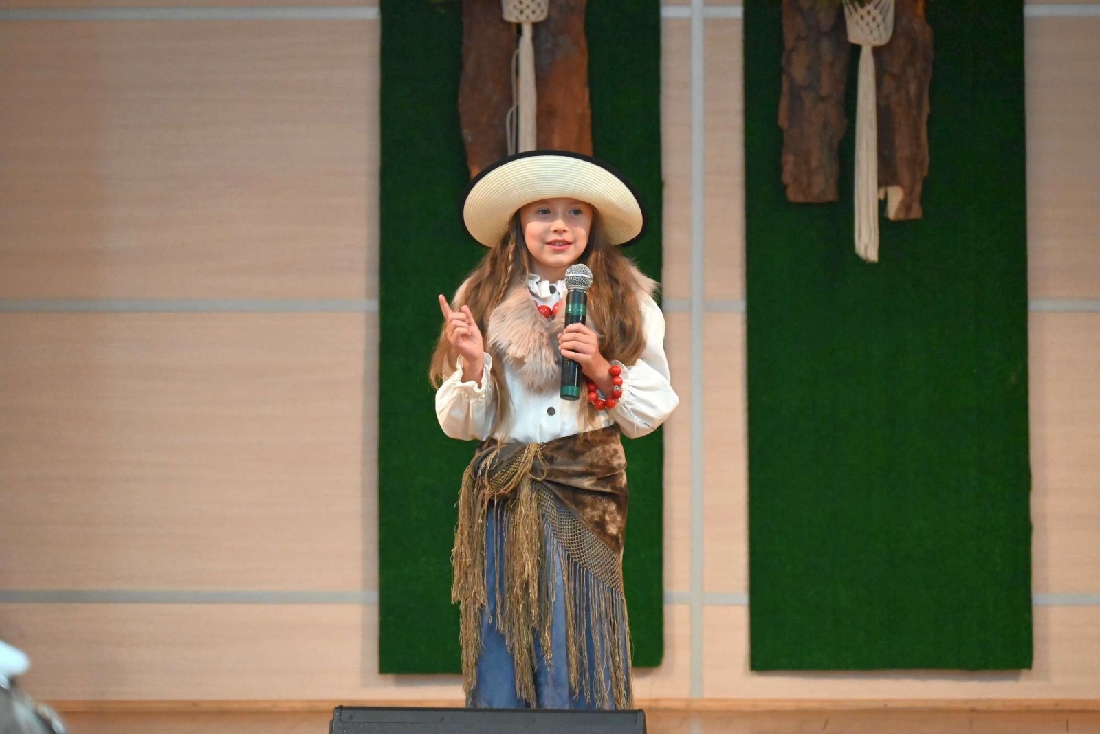 Zdjęcie w galerii na portalu naszraciborz.pl: Koncert Galowy Konkursu Gwary Śląskiej w Tworkowie wiadomości z regionu