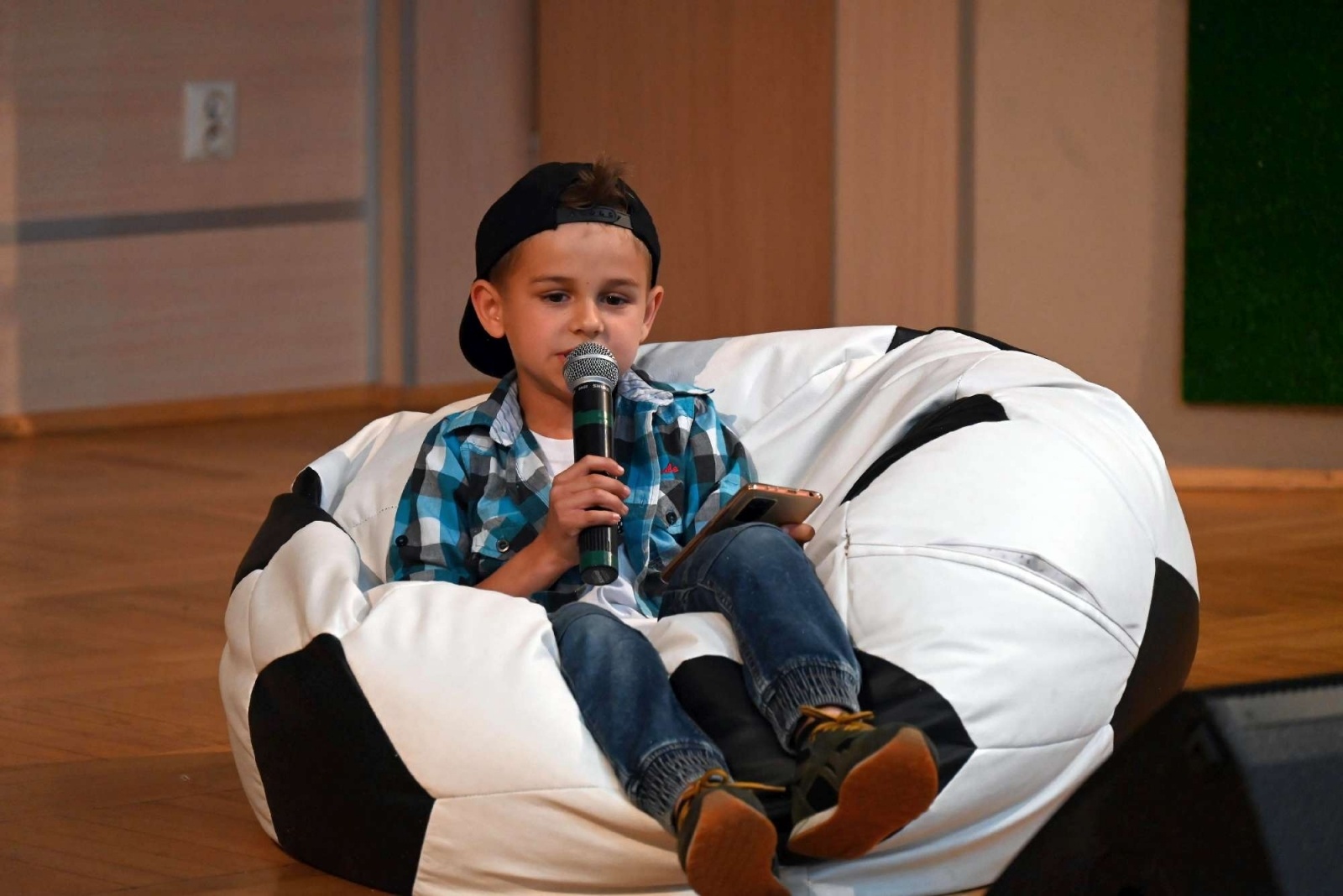 Zdjęcie w galerii na portalu naszraciborz.pl: Koncert Galowy Konkursu Gwary Śląskiej w Tworkowie wiadomości z regionu