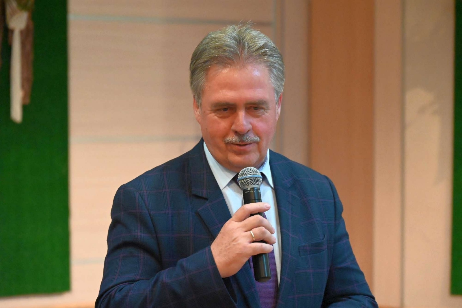 Zdjęcie w galerii na portalu naszraciborz.pl: Koncert Galowy Konkursu Gwary Śląskiej w Tworkowie wiadomości z regionu