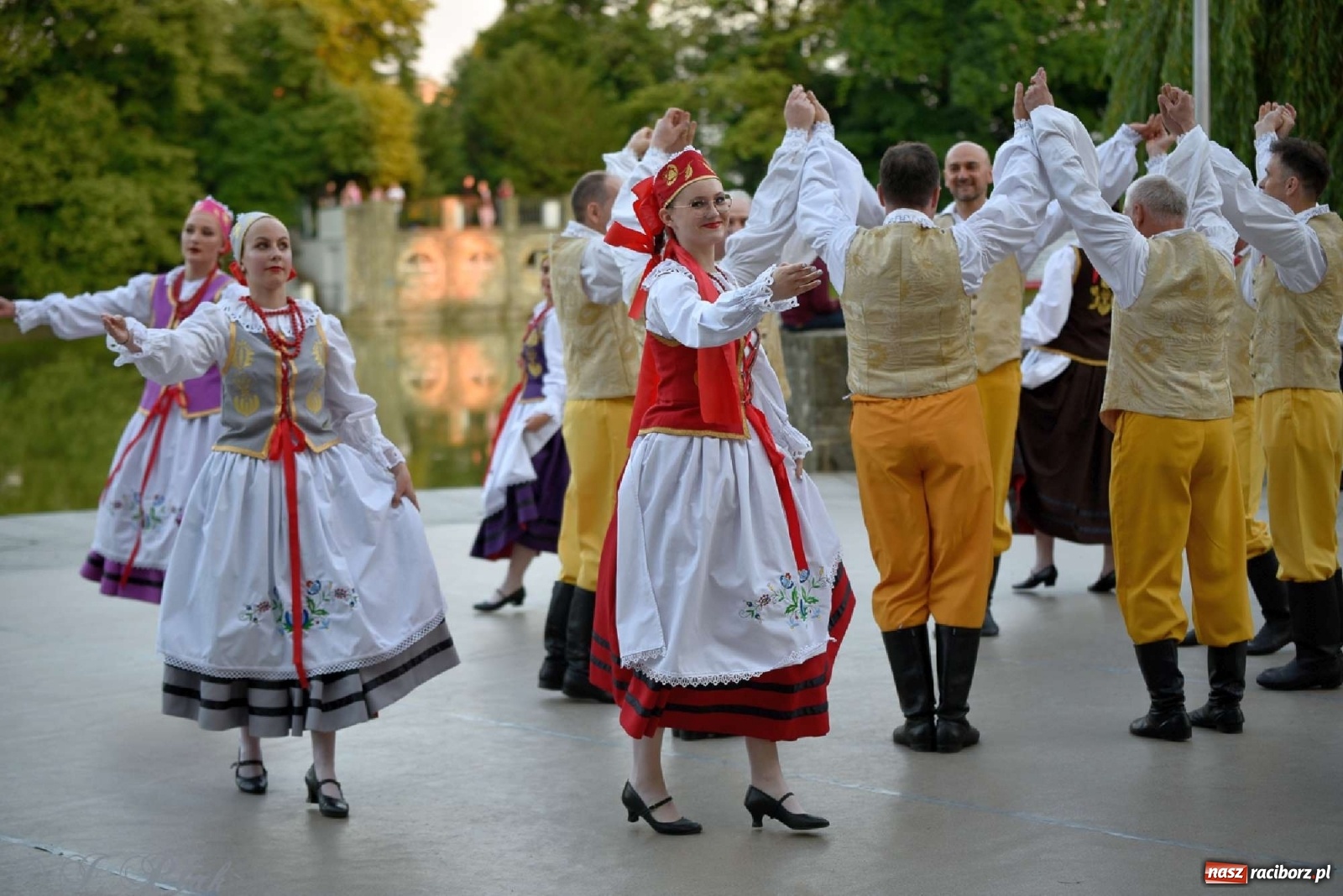 Zdjęcie w galerii na portalu naszraciborz.pl: Raciborska Noc Kupały za nami [FOTO] wiadomości z regionu