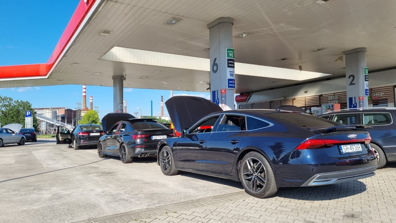 Zdjęcie w galerii na portalu naszraciborz.pl: #BlokujemyOrlen - akcja w Raciborzu. Dlaczego tylko te stacje [WIDEO] wiadomości z regionu