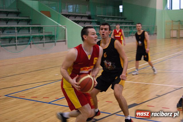 Zdjęcie w galerii na portalu naszraciborz.pl:  Ostatnie mecze 1. kolejki za nami wiadomości z regionu