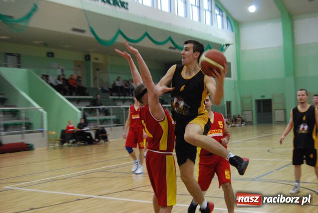 Zdjęcie w galerii na portalu naszraciborz.pl:  Ostatnie mecze 1. kolejki za nami wiadomości z regionu