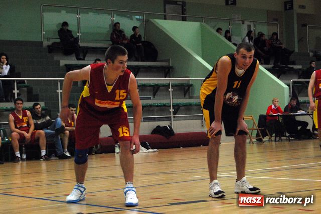 Zdjęcie w galerii na portalu naszraciborz.pl:  Ostatnie mecze 1. kolejki za nami wiadomości z regionu