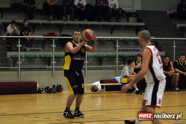 Zdjęcie w galerii na portalu naszraciborz.pl:  Ostatnie mecze 1. kolejki za nami wiadomości z regionu