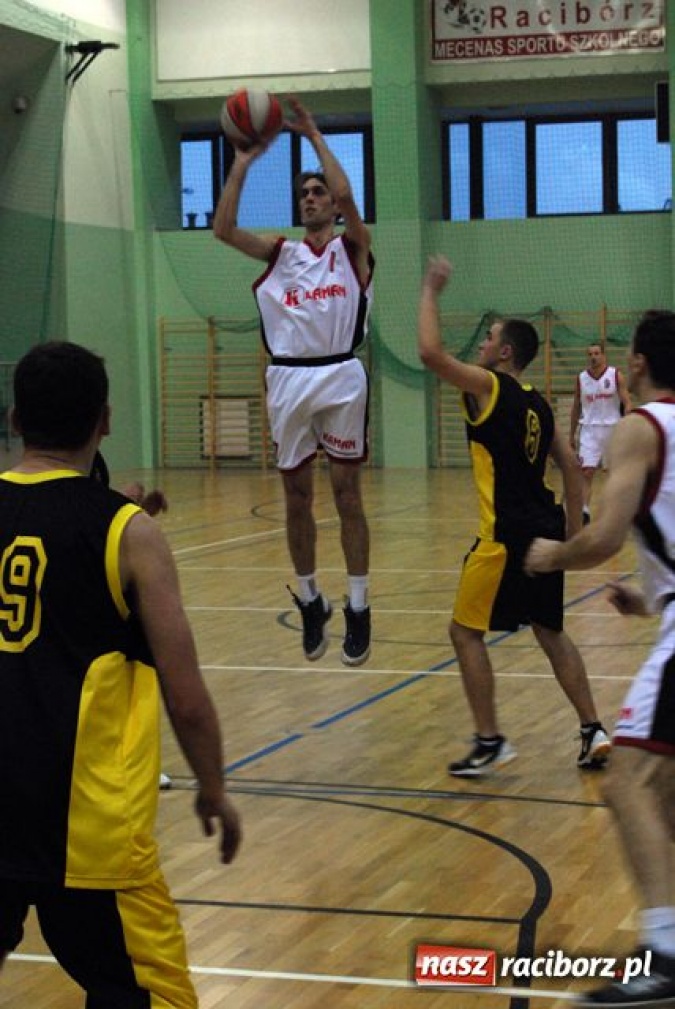 Zdjęcie w galerii na portalu naszraciborz.pl:  Ostatnie mecze 1. kolejki za nami wiadomości z regionu