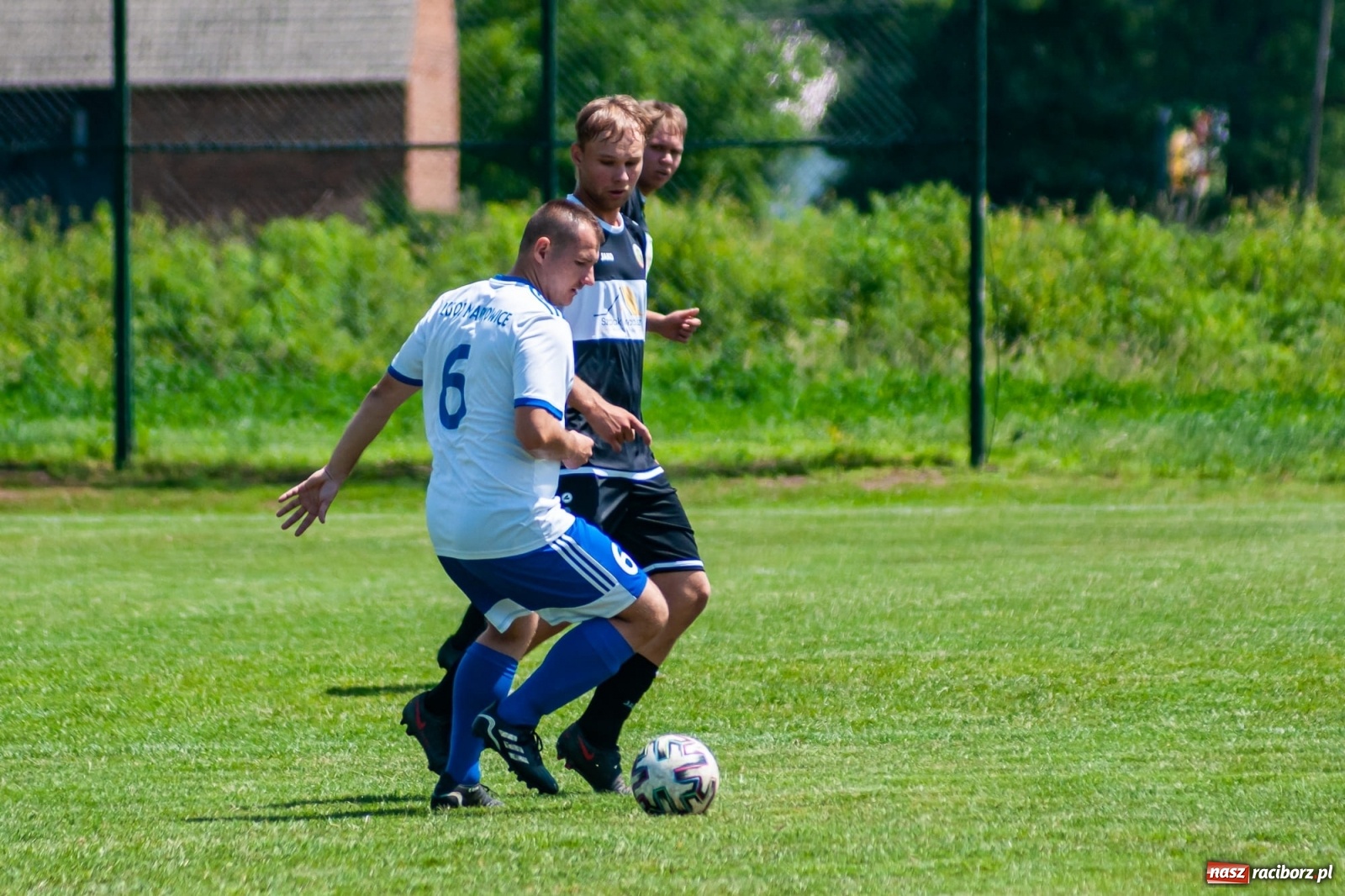 Zdjęcie w galerii na portalu naszraciborz.pl: Przemiana w przerwie. Dwa oblicza Markowic [FOTO] wiadomości z regionu