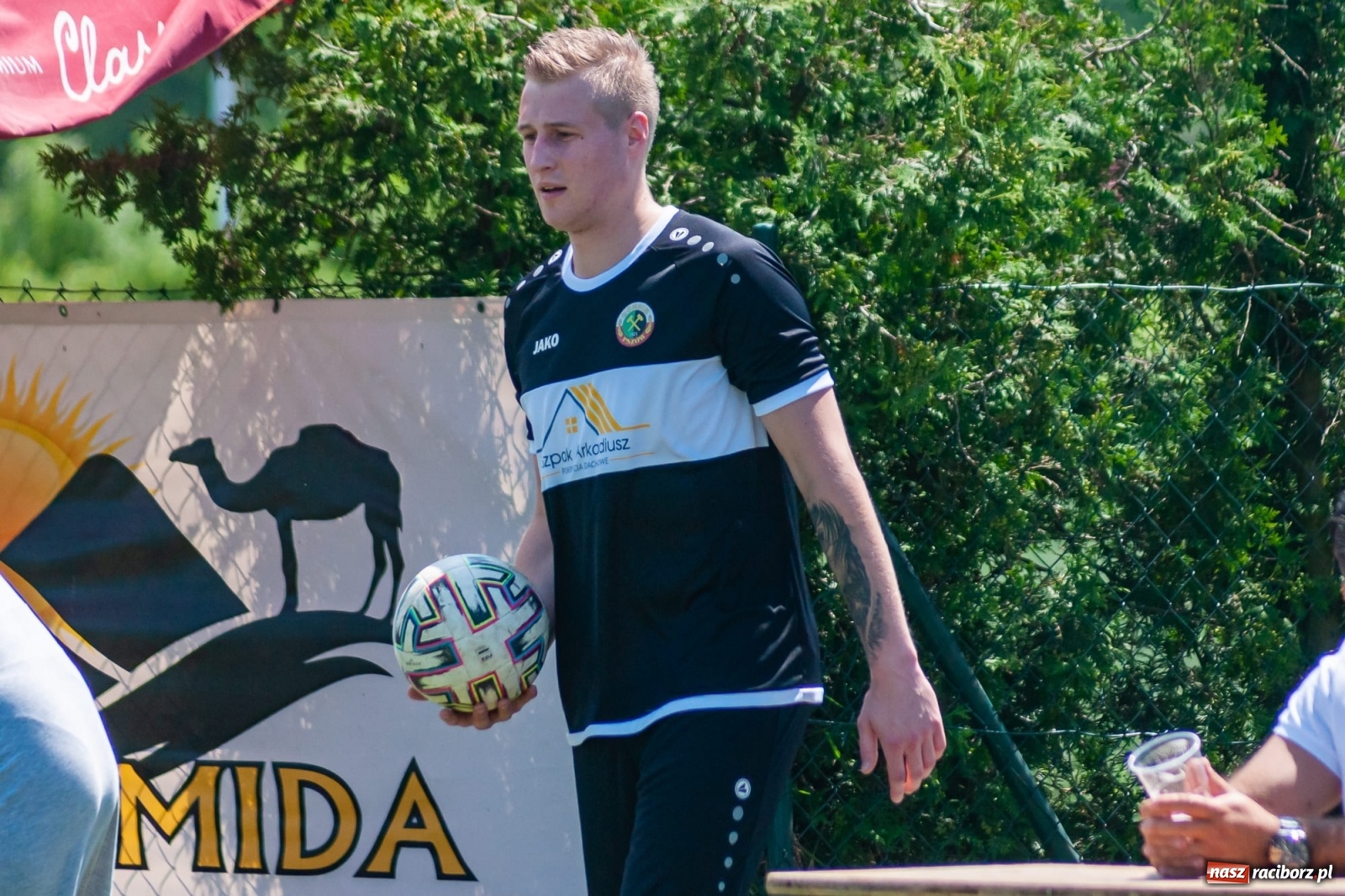 Zdjęcie w galerii na portalu naszraciborz.pl: Przemiana w przerwie. Dwa oblicza Markowic [FOTO] wiadomości z regionu