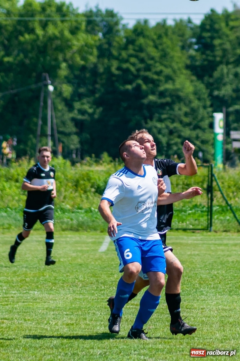Zdjęcie w galerii na portalu naszraciborz.pl: Przemiana w przerwie. Dwa oblicza Markowic [FOTO] wiadomości z regionu