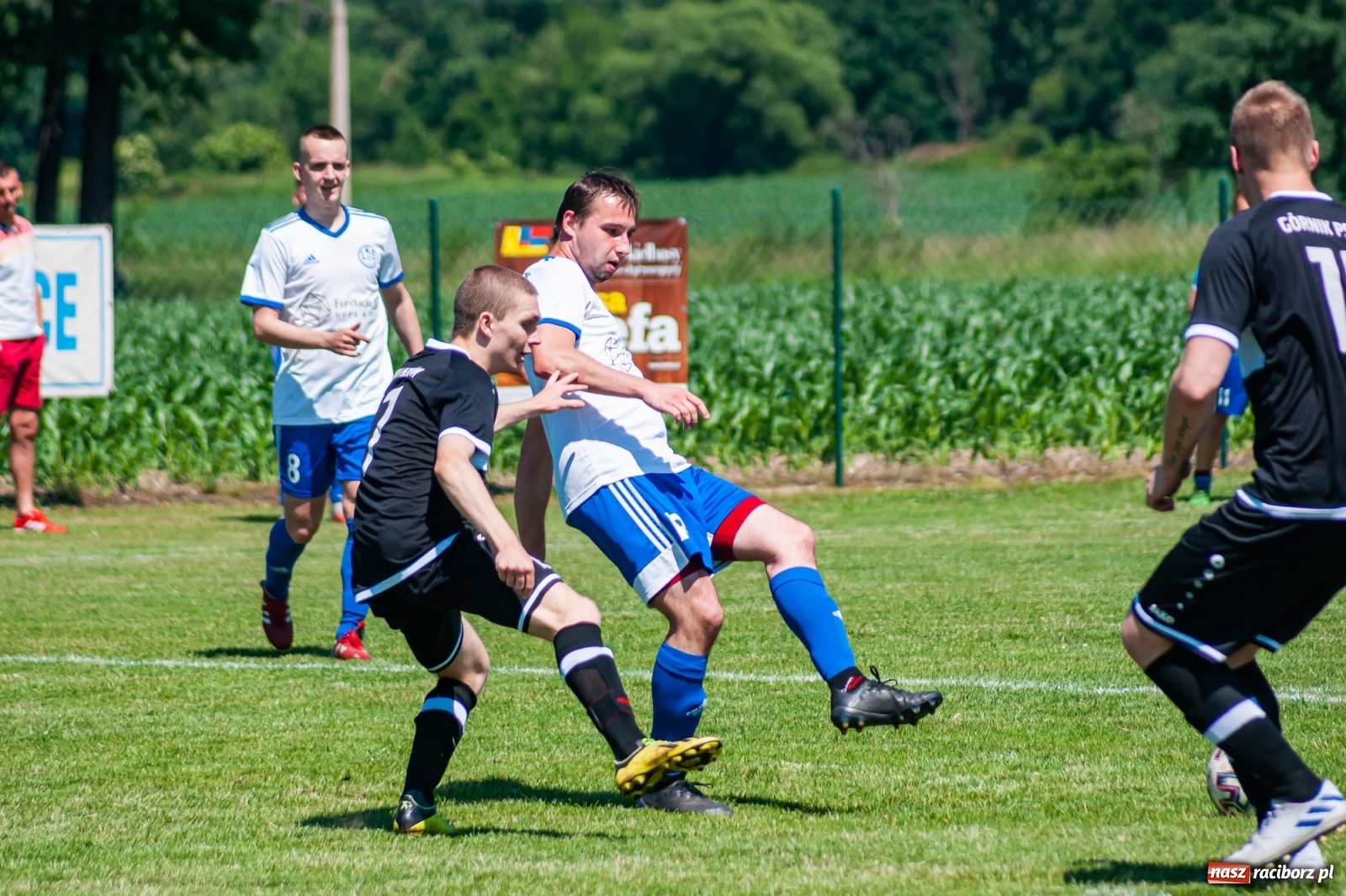 Zdjęcie w galerii na portalu naszraciborz.pl: Przemiana w przerwie. Dwa oblicza Markowic [FOTO] wiadomości z regionu