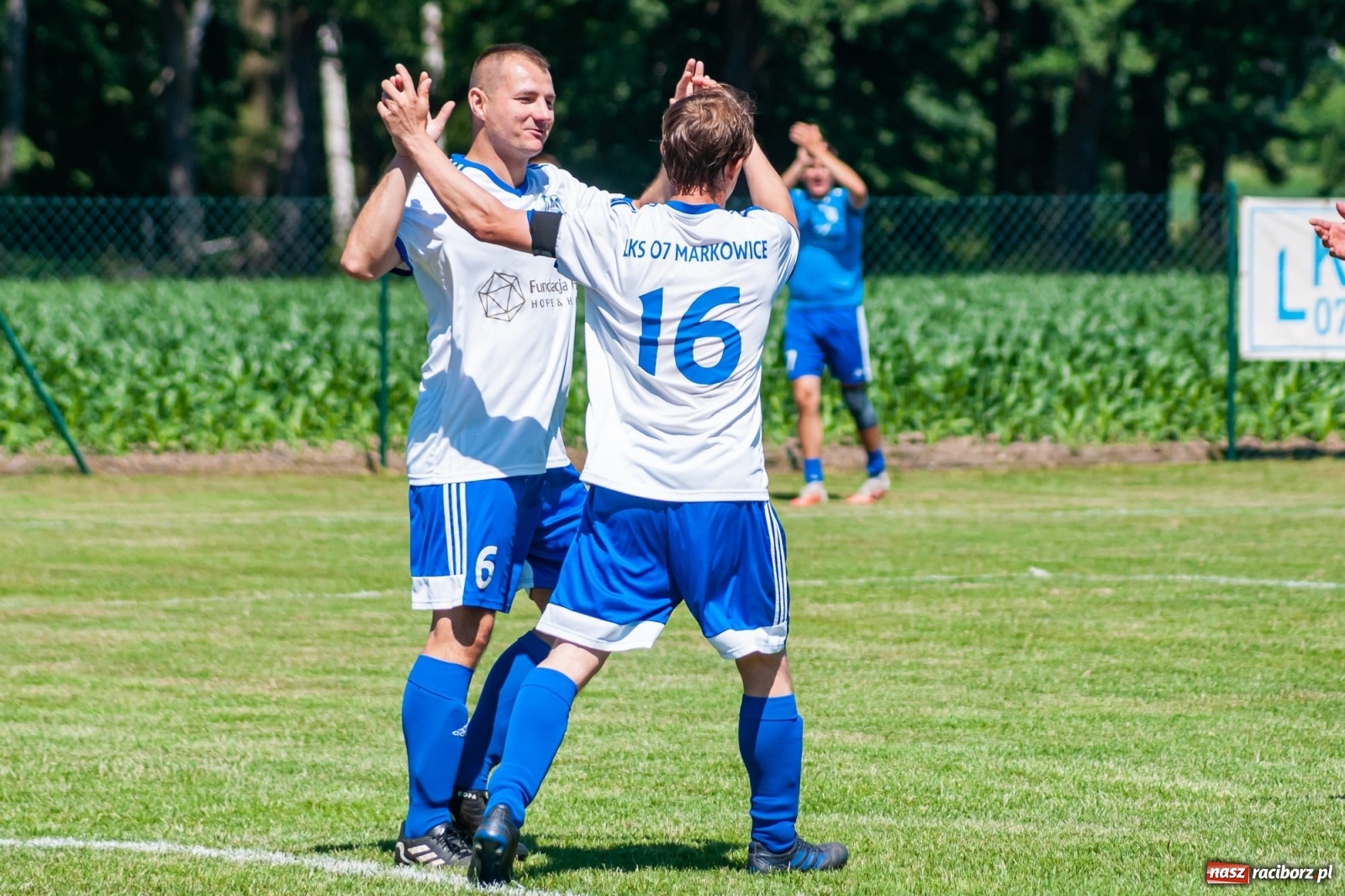 Zdjęcie w galerii na portalu naszraciborz.pl: Przemiana w przerwie. Dwa oblicza Markowic [FOTO] wiadomości z regionu