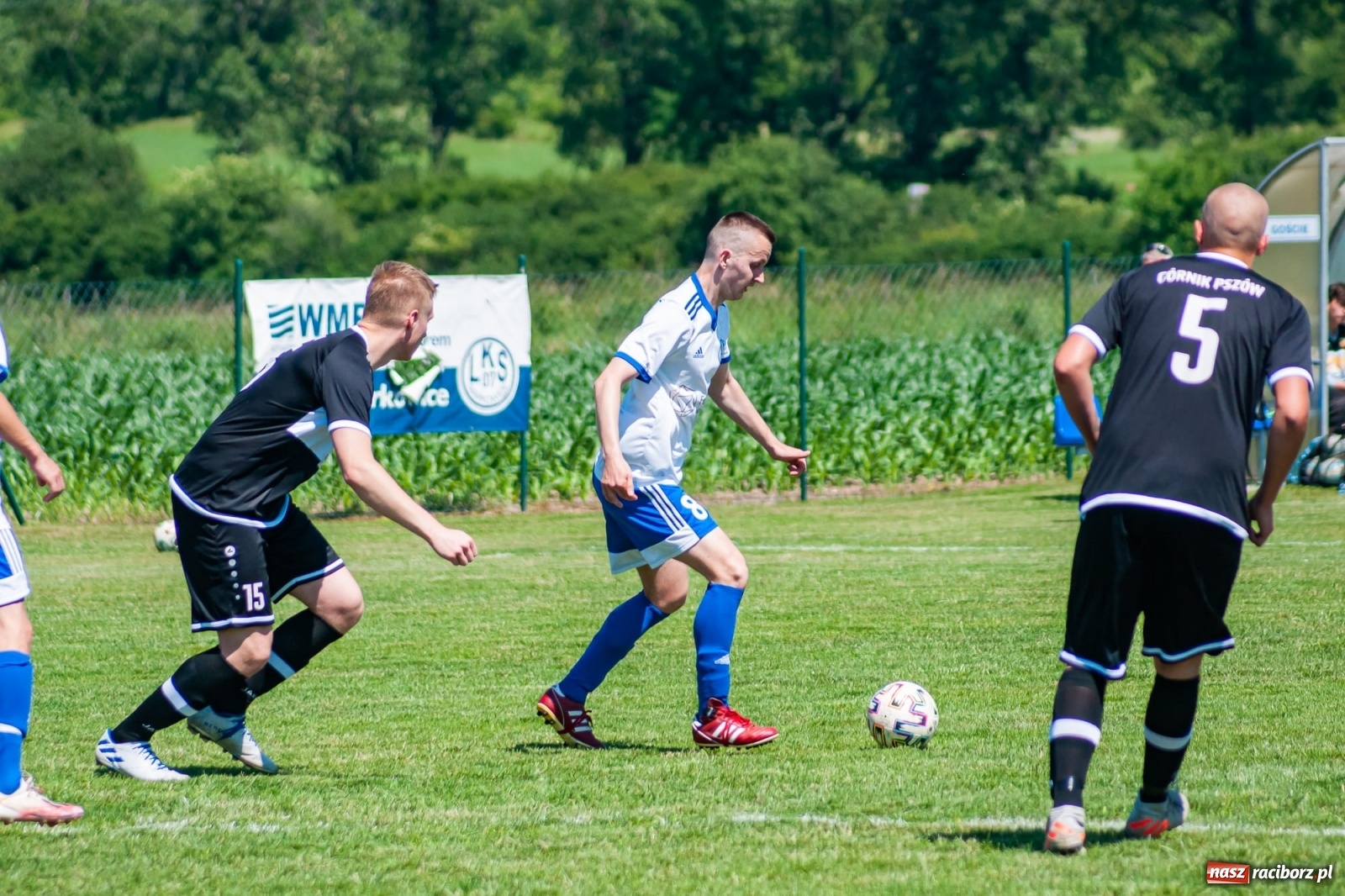 Zdjęcie w galerii na portalu naszraciborz.pl: Przemiana w przerwie. Dwa oblicza Markowic [FOTO] wiadomości z regionu