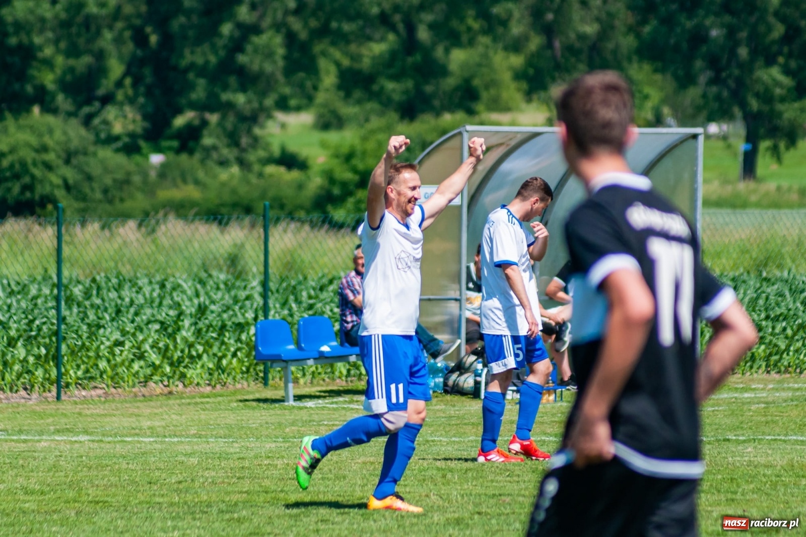 Zdjęcie w galerii na portalu naszraciborz.pl: Przemiana w przerwie. Dwa oblicza Markowic [FOTO] wiadomości z regionu