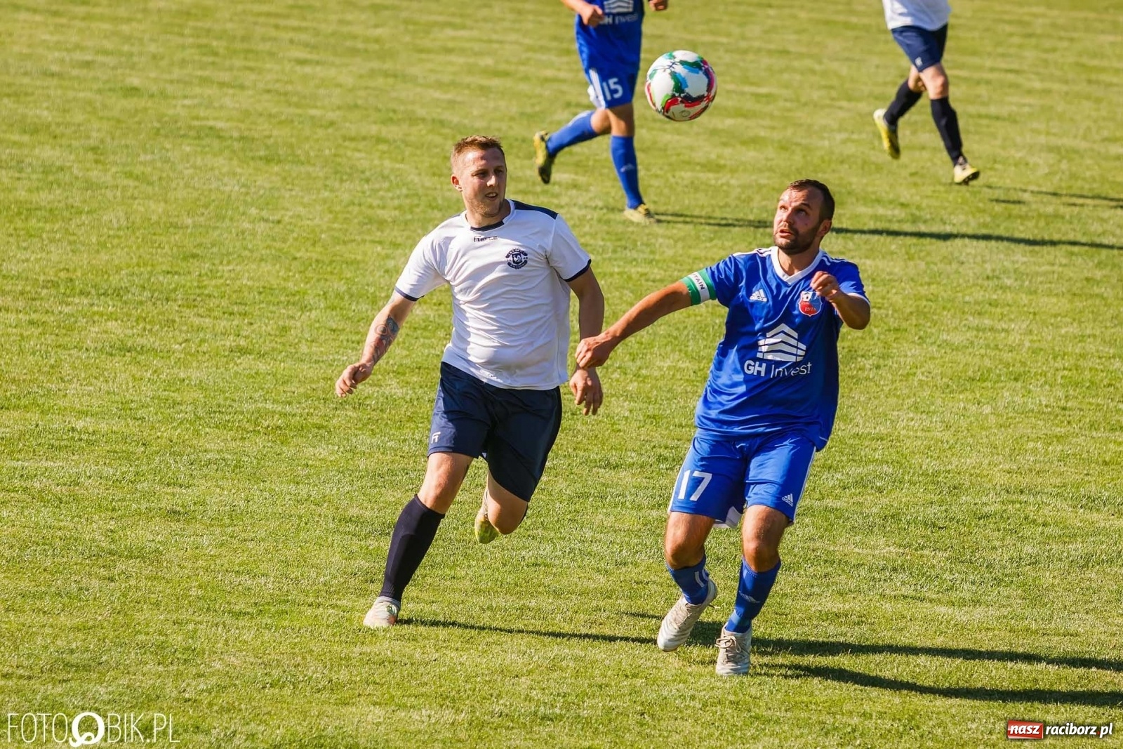 Zdjęcie w galerii na portalu naszraciborz.pl: Lokomotywa z Tuwima rozjechała Cyprzanów [FOTO] wiadomości z regionu
