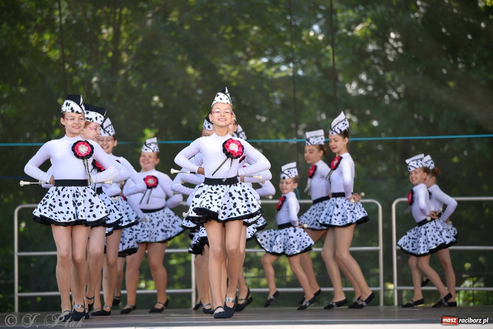 Zdjęcie w galerii na portalu naszraciborz.pl: II Raciborski Mażoretkowy Zawrót Głowy za nami [ZDJĘCIA] wiadomości z regionu
