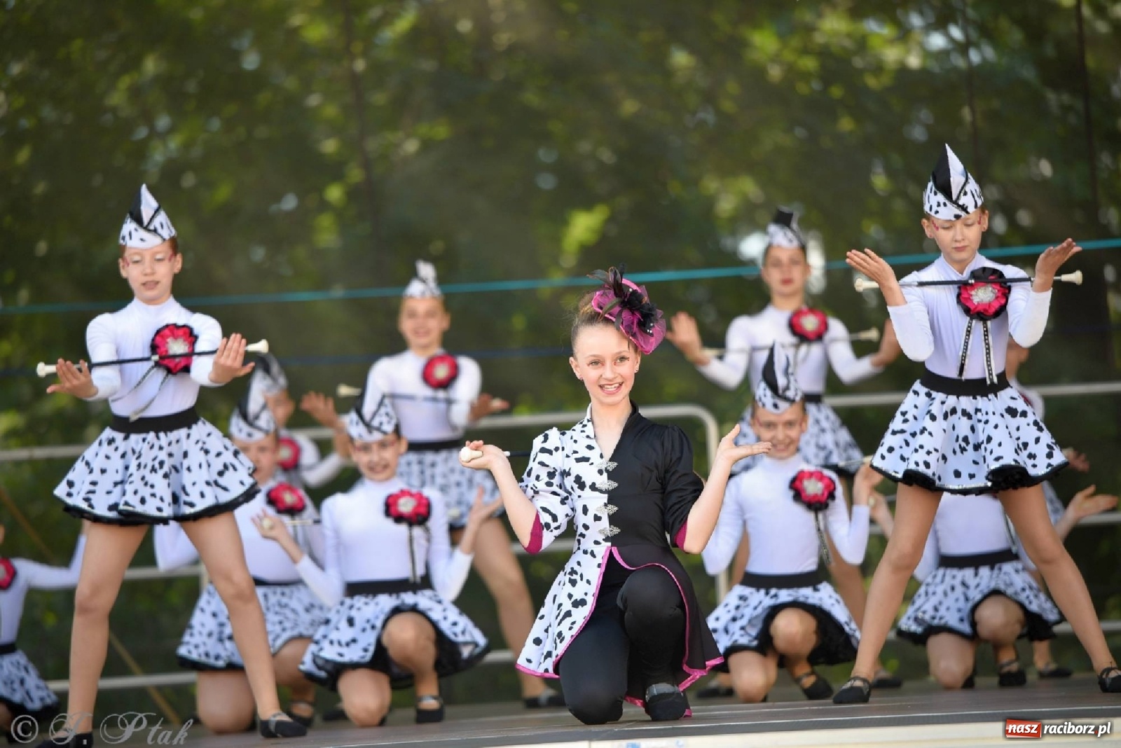 Zdjęcie w galerii na portalu naszraciborz.pl: II Raciborski Mażoretkowy Zawrót Głowy za nami [ZDJĘCIA] wiadomości z regionu