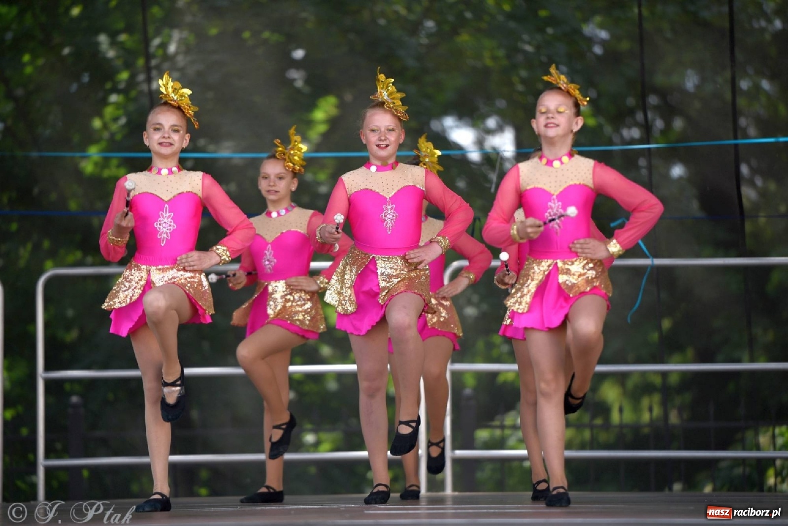 Zdjęcie w galerii na portalu naszraciborz.pl: II Raciborski Mażoretkowy Zawrót Głowy za nami [ZDJĘCIA] wiadomości z regionu