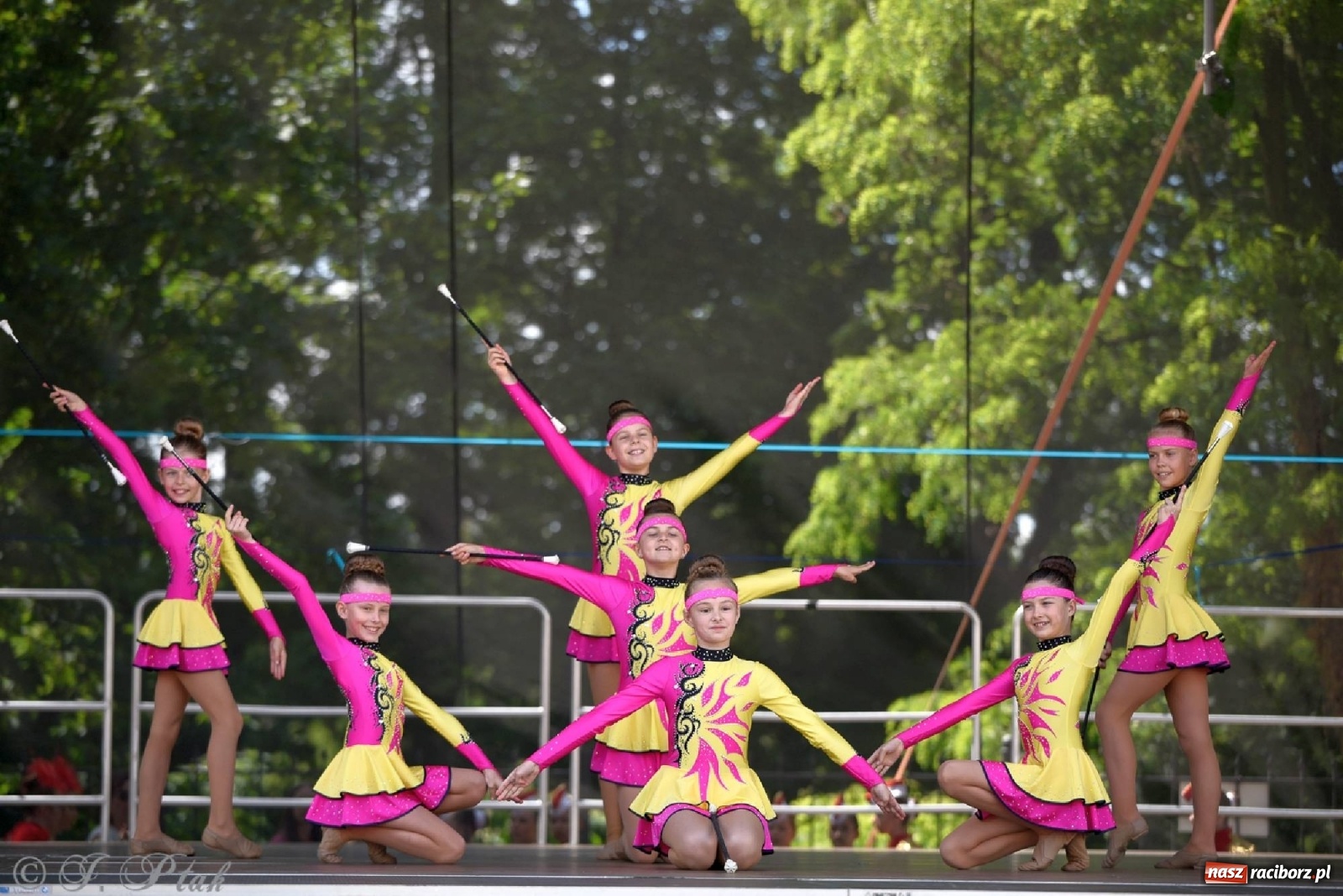 Zdjęcie w galerii na portalu naszraciborz.pl: II Raciborski Mażoretkowy Zawrót Głowy za nami [ZDJĘCIA] wiadomości z regionu
