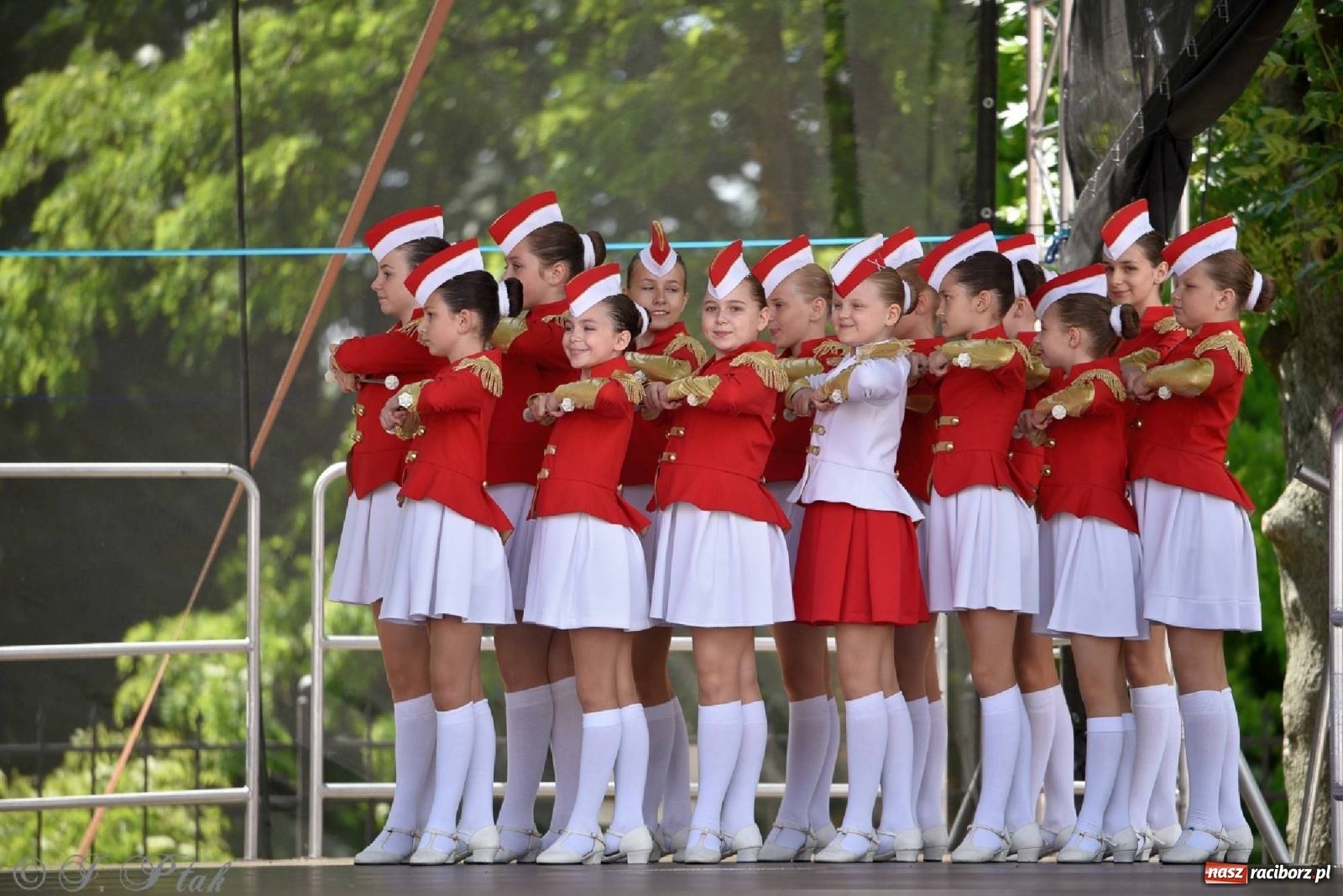 Zdjęcie w galerii na portalu naszraciborz.pl: II Raciborski Mażoretkowy Zawrót Głowy za nami [ZDJĘCIA] wiadomości z regionu