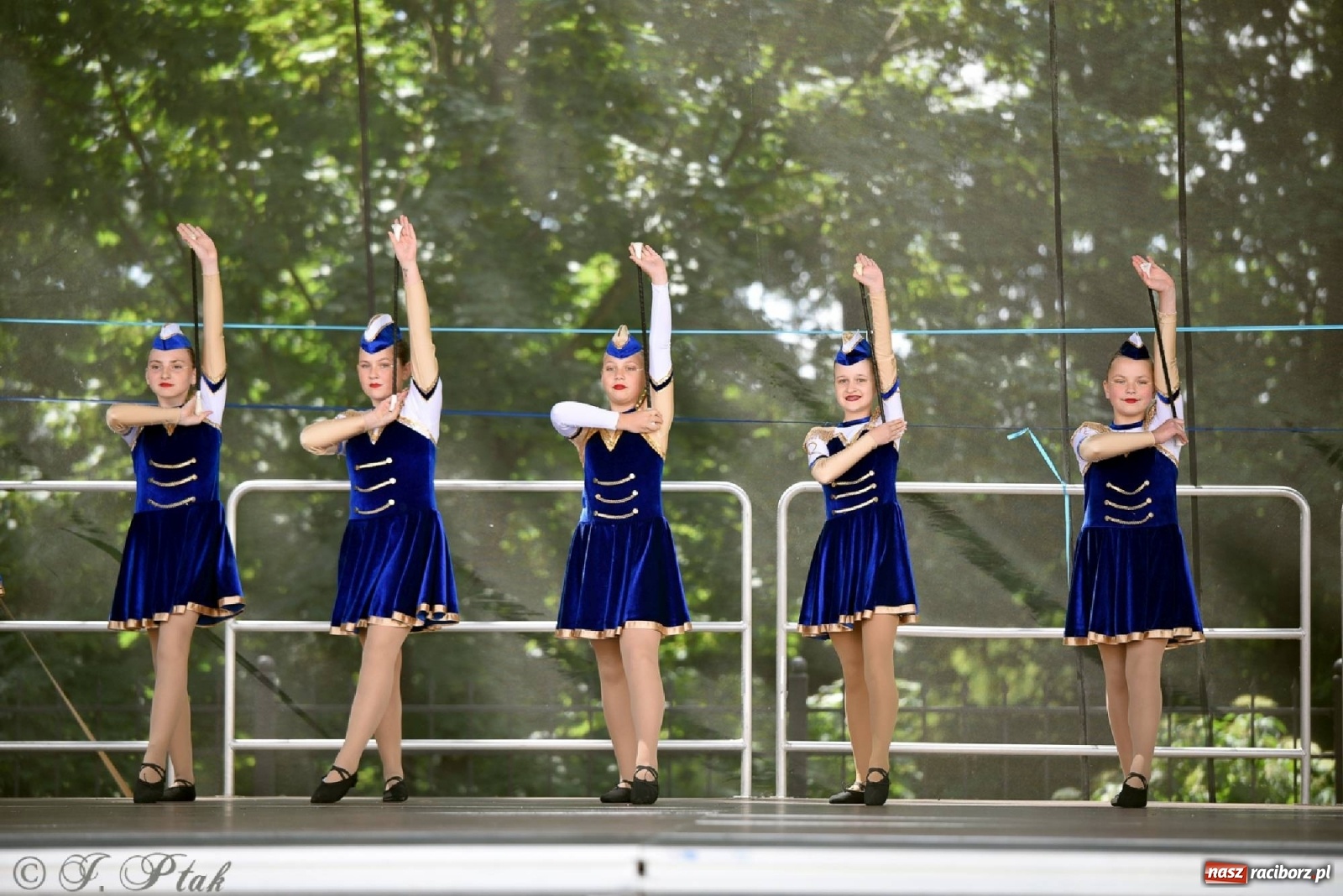 Zdjęcie w galerii na portalu naszraciborz.pl: II Raciborski Mażoretkowy Zawrót Głowy za nami [ZDJĘCIA] wiadomości z regionu