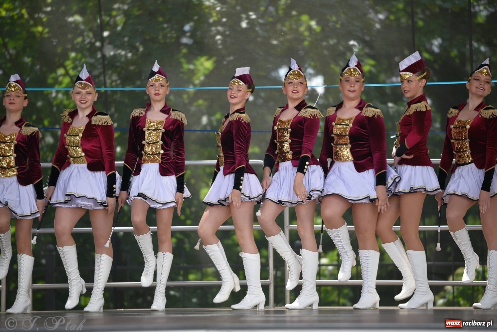 Zdjęcie w galerii na portalu naszraciborz.pl: II Raciborski Mażoretkowy Zawrót Głowy za nami [ZDJĘCIA] wiadomości z regionu