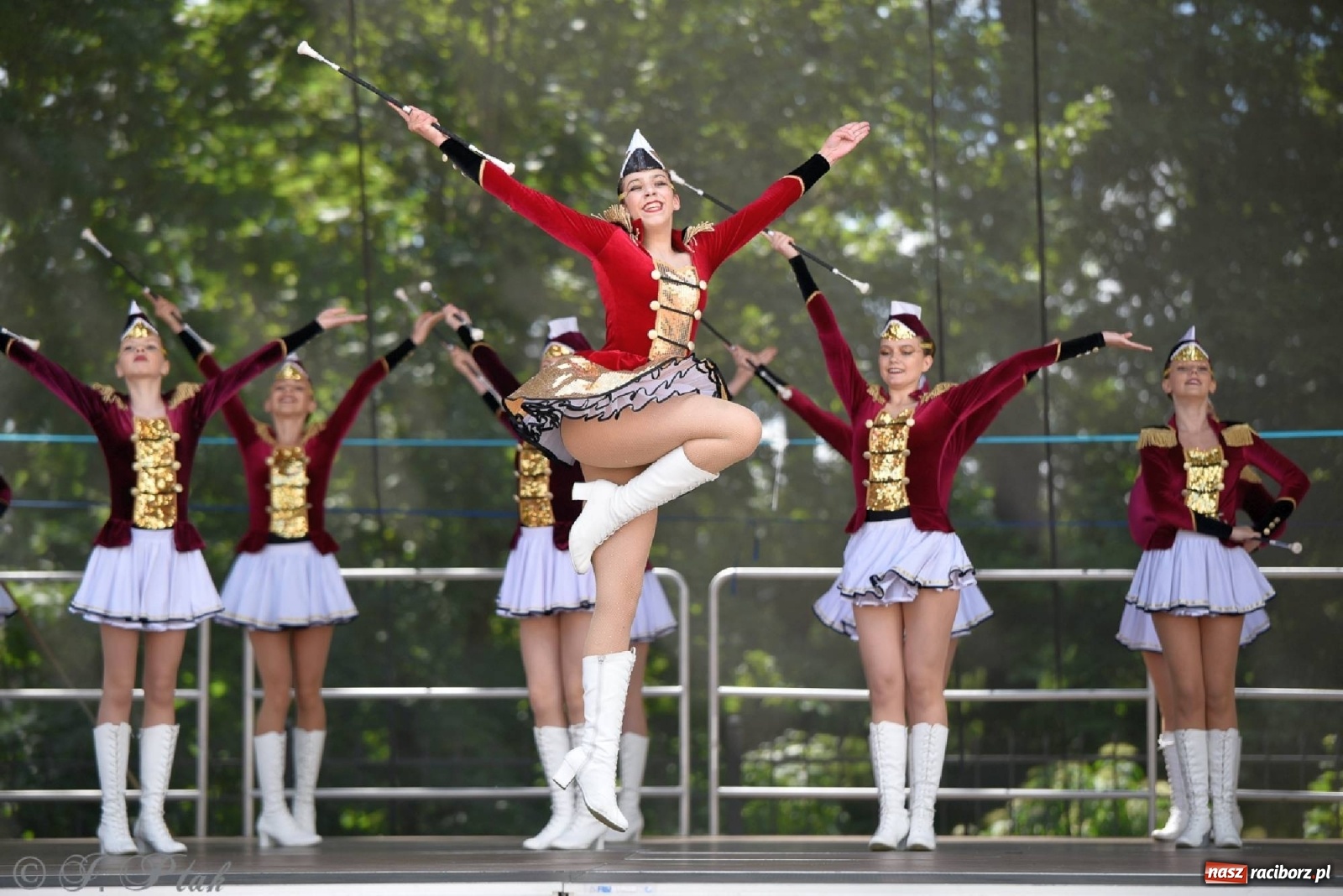 Zdjęcie w galerii na portalu naszraciborz.pl: II Raciborski Mażoretkowy Zawrót Głowy za nami [ZDJĘCIA] wiadomości z regionu