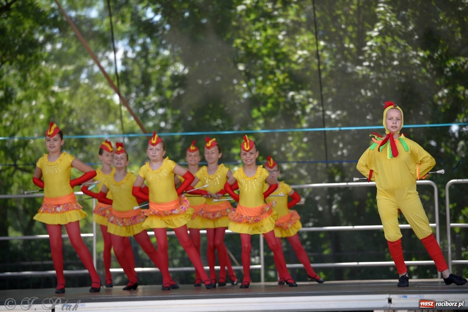 Zdjęcie w galerii na portalu naszraciborz.pl: II Raciborski Mażoretkowy Zawrót Głowy za nami [ZDJĘCIA] wiadomości z regionu