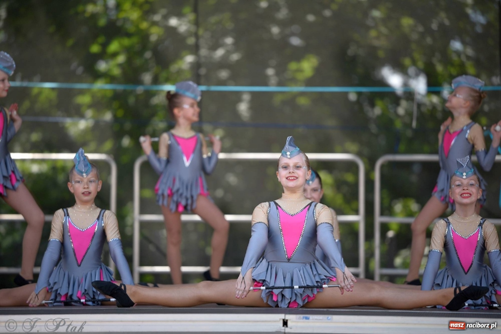 Zdjęcie w galerii na portalu naszraciborz.pl: II Raciborski Mażoretkowy Zawrót Głowy za nami [ZDJĘCIA] wiadomości z regionu