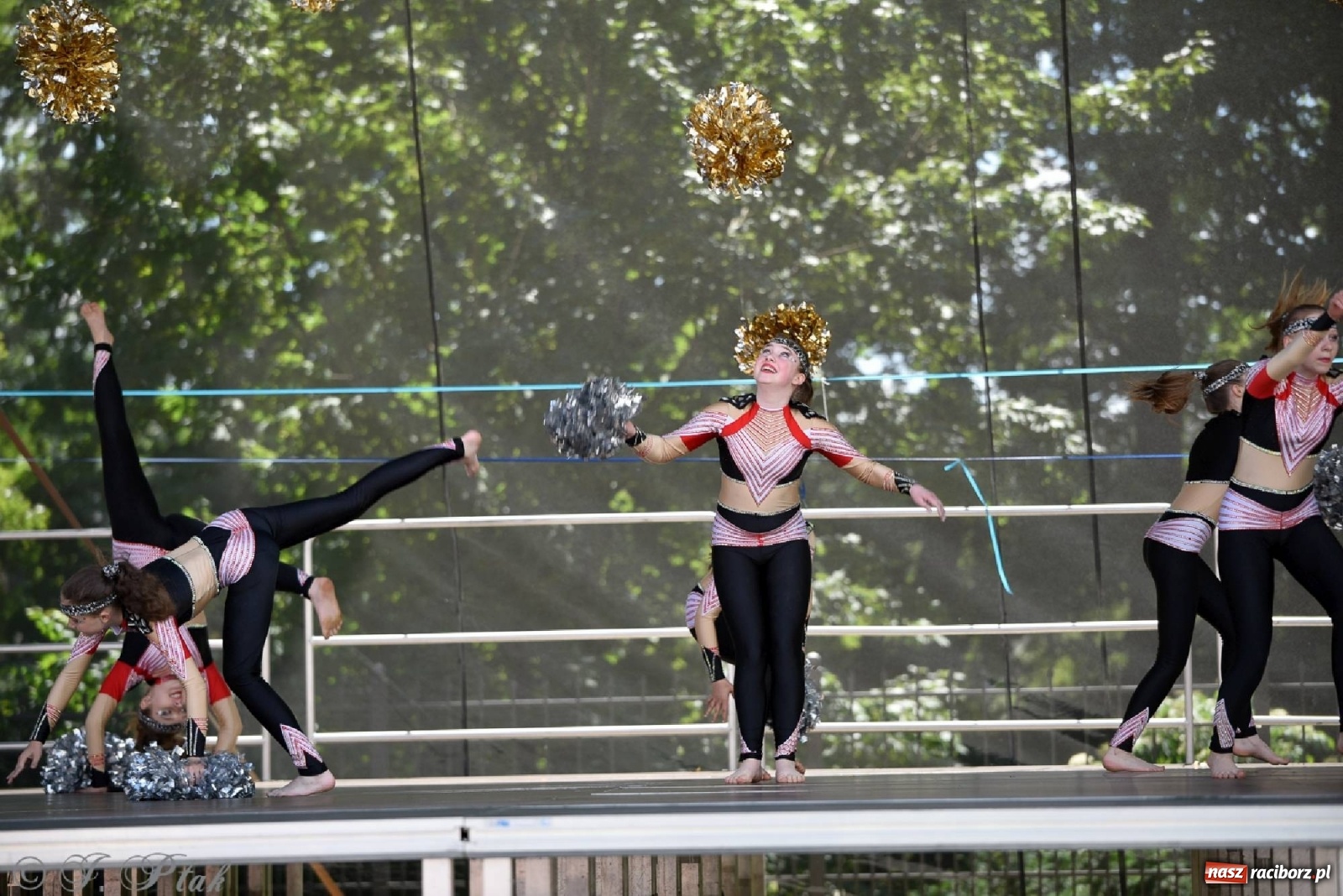 Zdjęcie w galerii na portalu naszraciborz.pl: II Raciborski Mażoretkowy Zawrót Głowy za nami [ZDJĘCIA] wiadomości z regionu