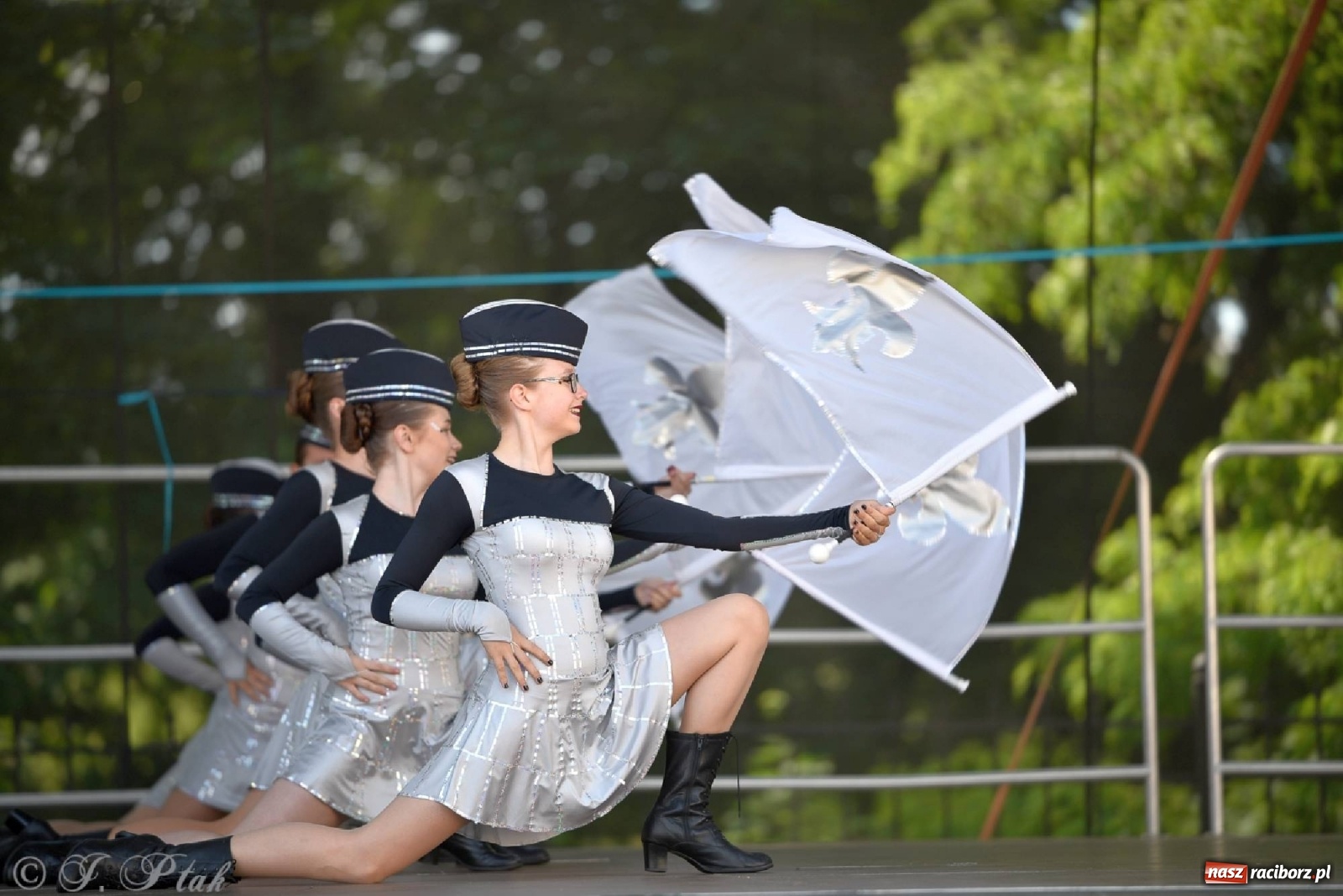 Zdjęcie w galerii na portalu naszraciborz.pl: II Raciborski Mażoretkowy Zawrót Głowy za nami [ZDJĘCIA] wiadomości z regionu