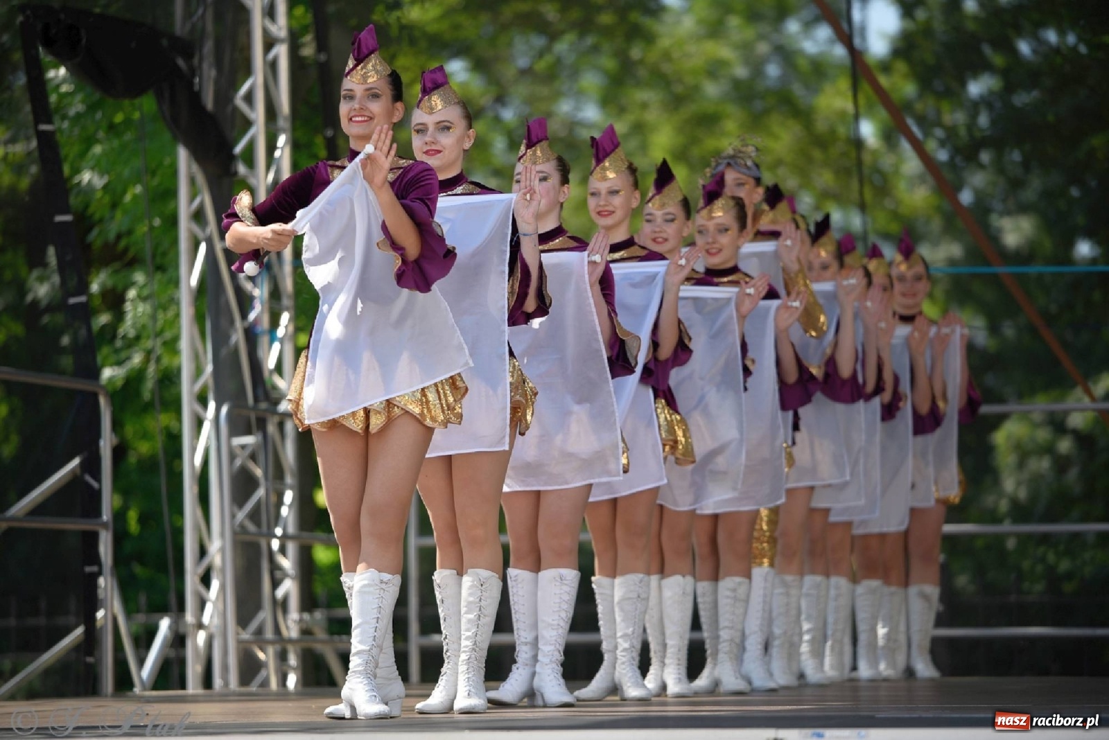 Zdjęcie w galerii na portalu naszraciborz.pl: II Raciborski Mażoretkowy Zawrót Głowy za nami [ZDJĘCIA] wiadomości z regionu