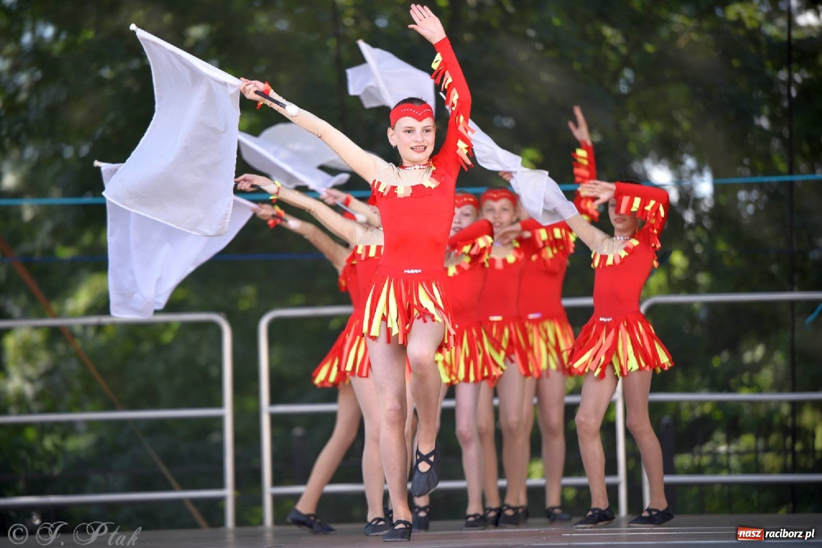 Zdjęcie w galerii na portalu naszraciborz.pl: II Raciborski Mażoretkowy Zawrót Głowy za nami [ZDJĘCIA] wiadomości z regionu