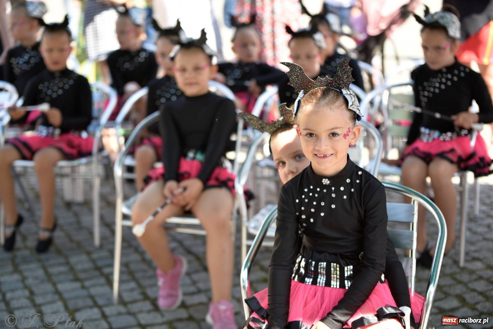 Zdjęcie w galerii na portalu naszraciborz.pl: II Raciborski Mażoretkowy Zawrót Głowy za nami [ZDJĘCIA] wiadomości z regionu