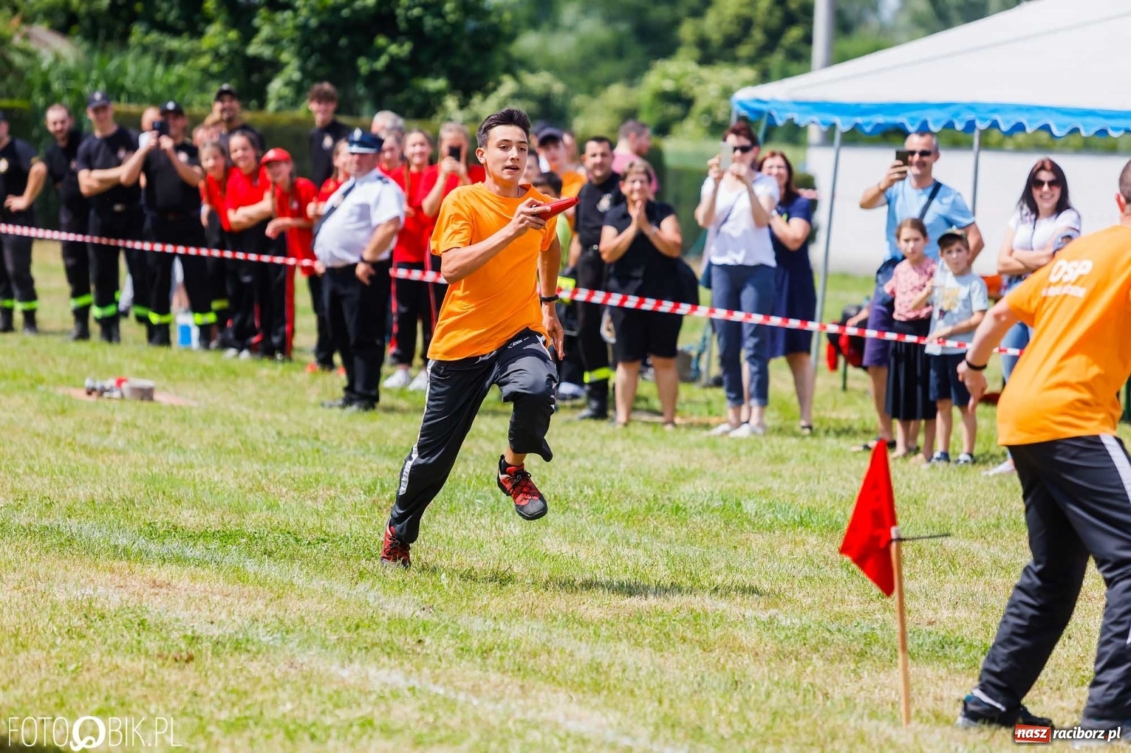 Zdjęcie w galerii na portalu naszraciborz.pl: Henkel wygrał miejskie zawody sportowo-pożarnicze. O krok przed Sudołem [FOTO i WIDEO] wiadomości z regionu