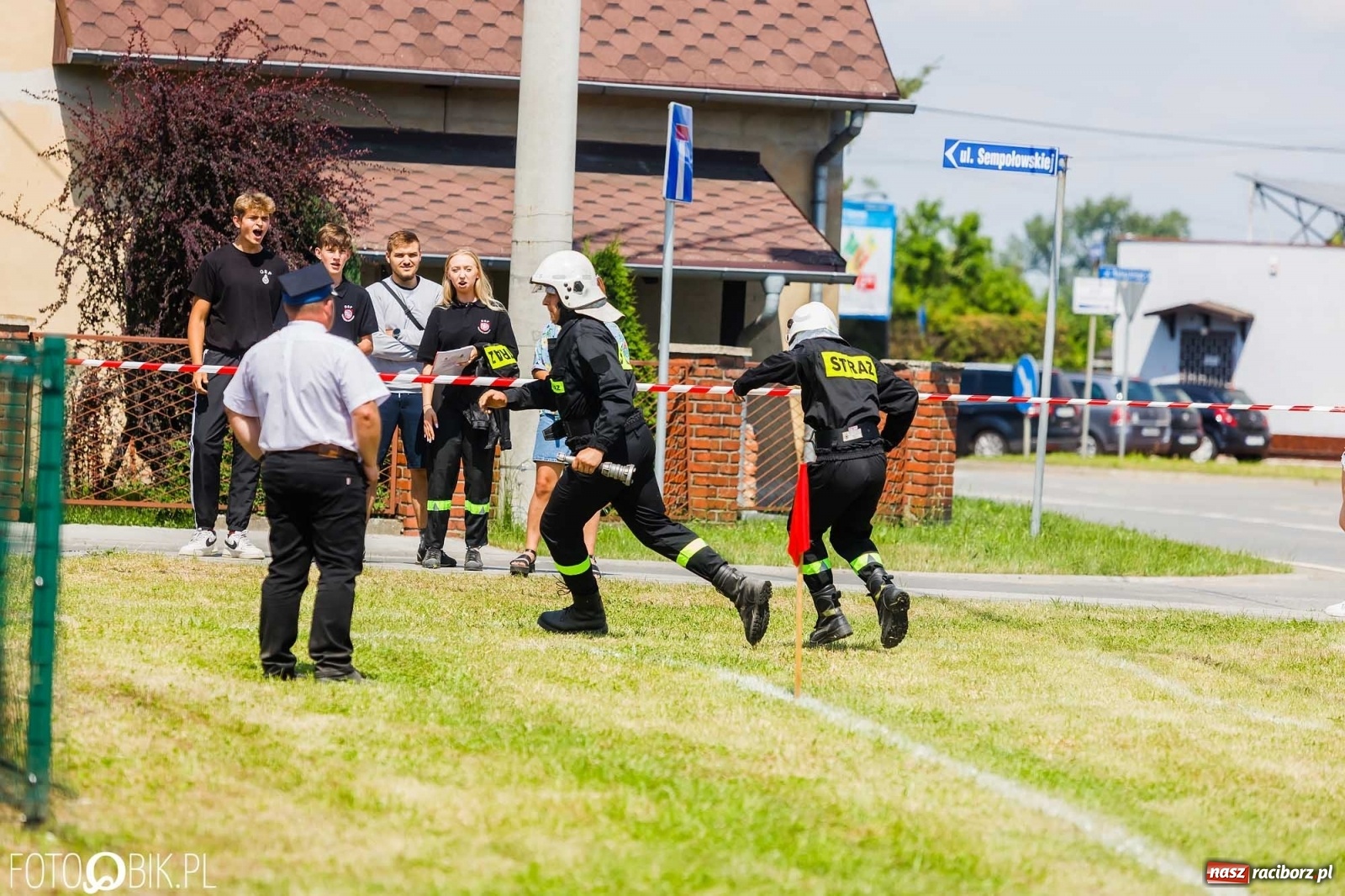 Zdjęcie w galerii na portalu naszraciborz.pl: Henkel wygrał miejskie zawody sportowo-pożarnicze. O krok przed Sudołem [FOTO i WIDEO] wiadomości z regionu