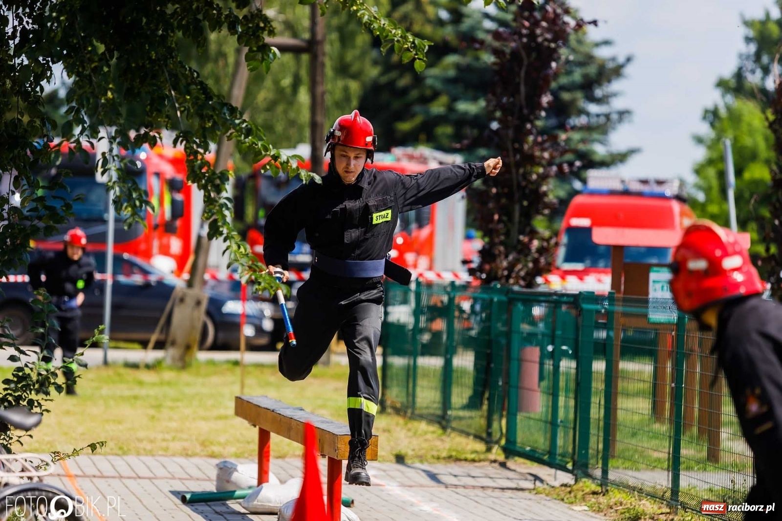 Zdjęcie w galerii na portalu naszraciborz.pl: Henkel wygrał miejskie zawody sportowo-pożarnicze. O krok przed Sudołem [FOTO i WIDEO] wiadomości z regionu