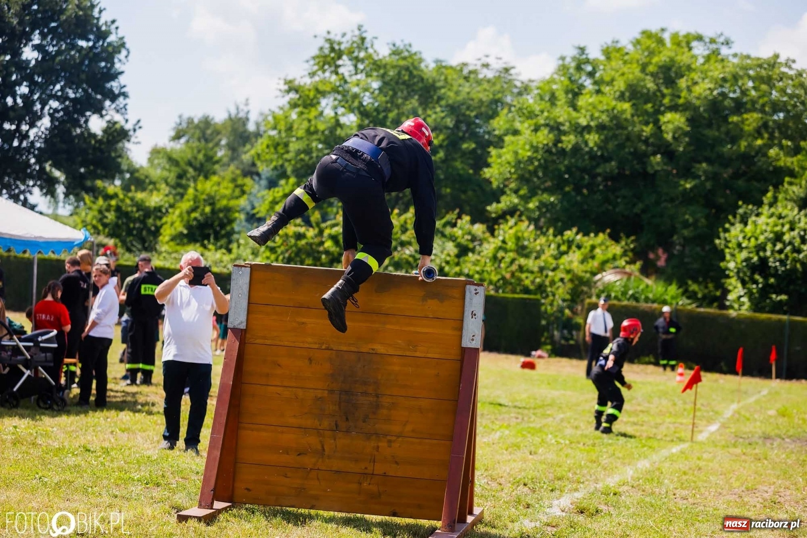 Zdjęcie w galerii na portalu naszraciborz.pl: Henkel wygrał miejskie zawody sportowo-pożarnicze. O krok przed Sudołem [FOTO i WIDEO] wiadomości z regionu