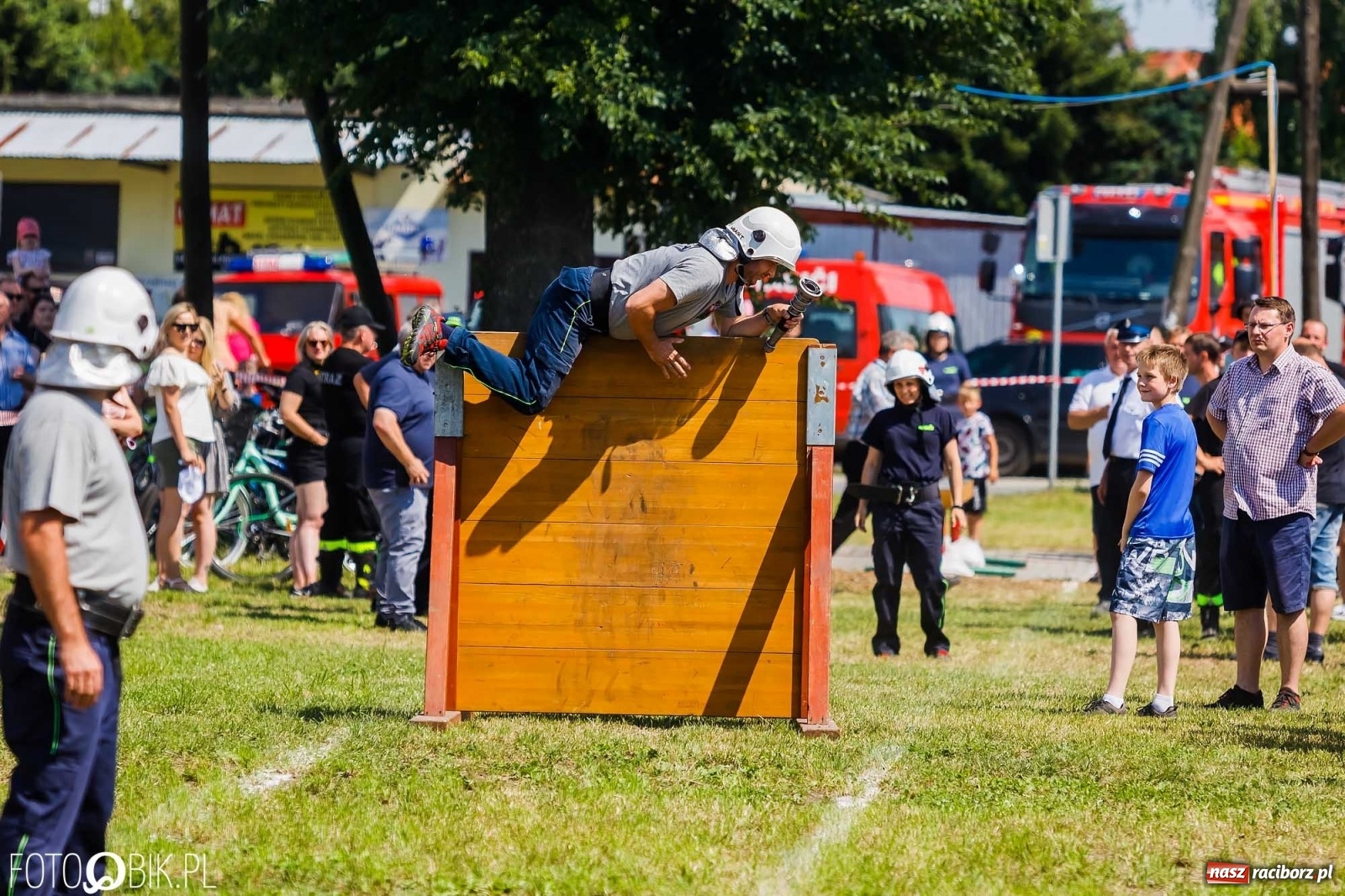 Zdjęcie w galerii na portalu naszraciborz.pl: Henkel wygrał miejskie zawody sportowo-pożarnicze. O krok przed Sudołem [FOTO i WIDEO] wiadomości z regionu