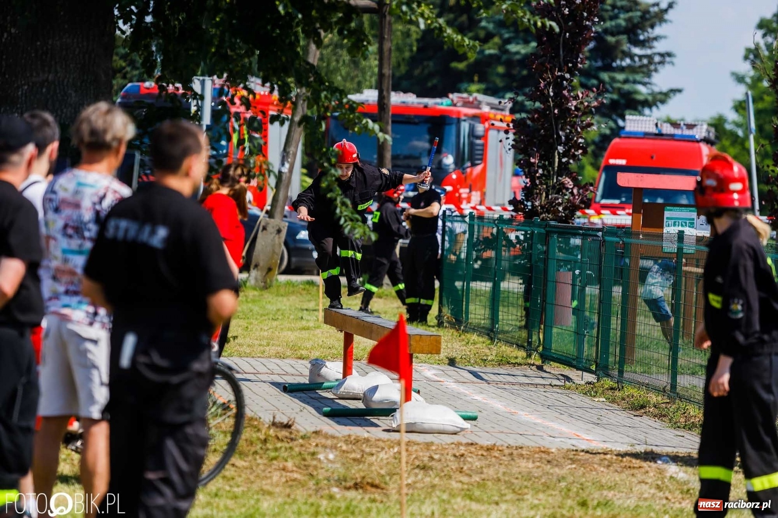 Zdjęcie w galerii na portalu naszraciborz.pl: Henkel wygrał miejskie zawody sportowo-pożarnicze. O krok przed Sudołem [FOTO i WIDEO] wiadomości z regionu