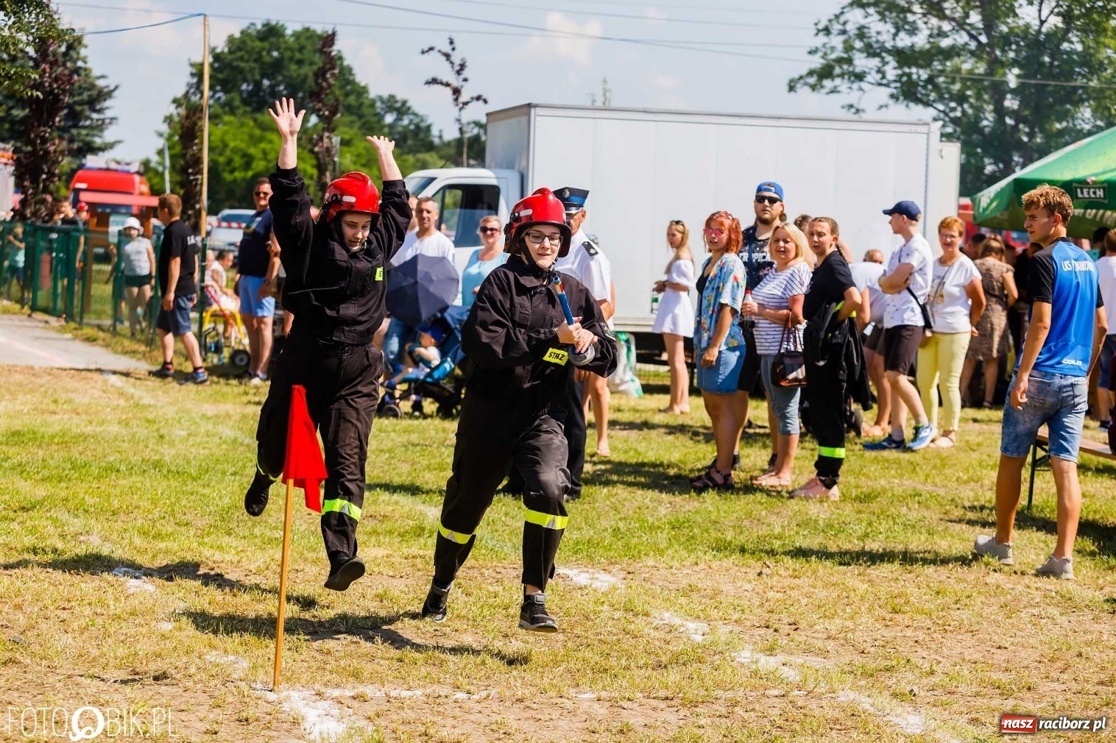 Zdjęcie w galerii na portalu naszraciborz.pl: Henkel wygrał miejskie zawody sportowo-pożarnicze. O krok przed Sudołem [FOTO i WIDEO] wiadomości z regionu