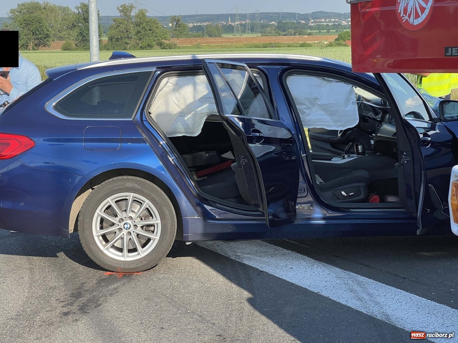 Zdjęcie w galerii na portalu naszraciborz.pl: Wypadek na nowej obwodnicy Raciborza [FOTO] wiadomości z regionu