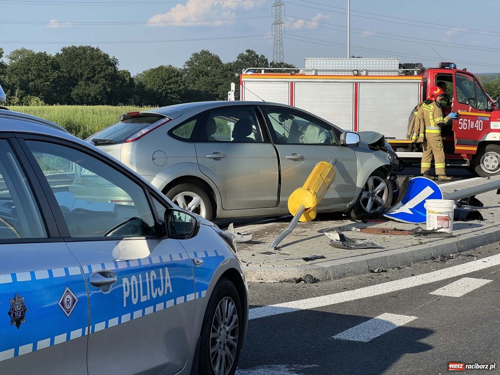 Zdjęcie w galerii na portalu naszraciborz.pl: Wypadek na nowej obwodnicy Raciborza [FOTO] wiadomości z regionu