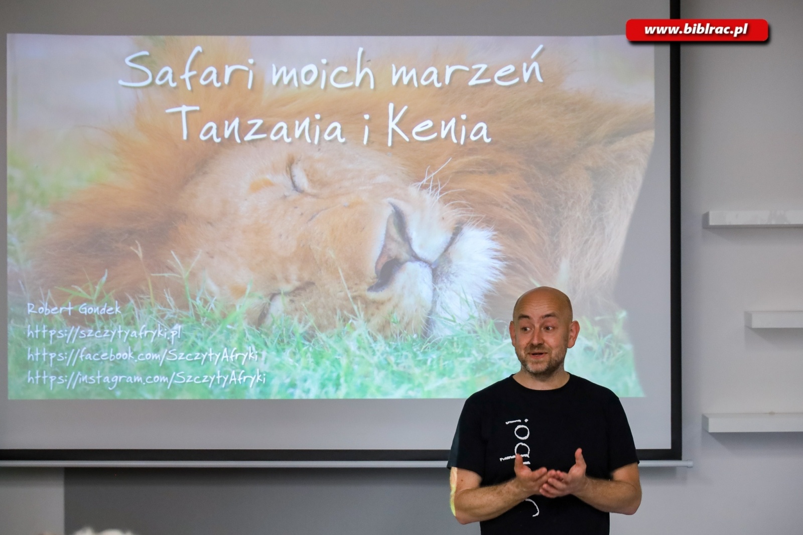 Zdjęcie w galerii na portalu naszraciborz.pl: Afrykańska podróż marzeń w bibliotece wiadomości z regionu